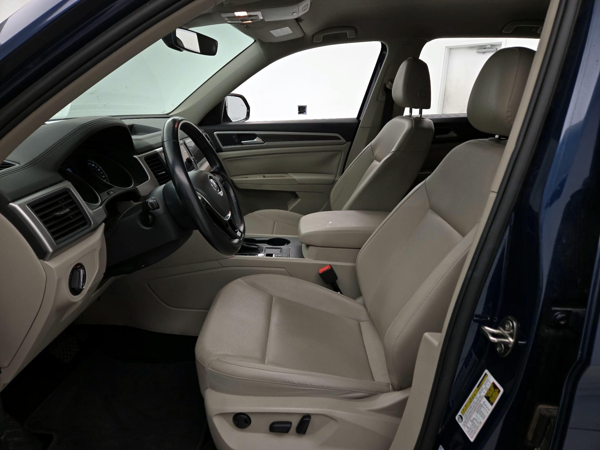 Thumbnail: 2018 Volkswagen Atlas - 11