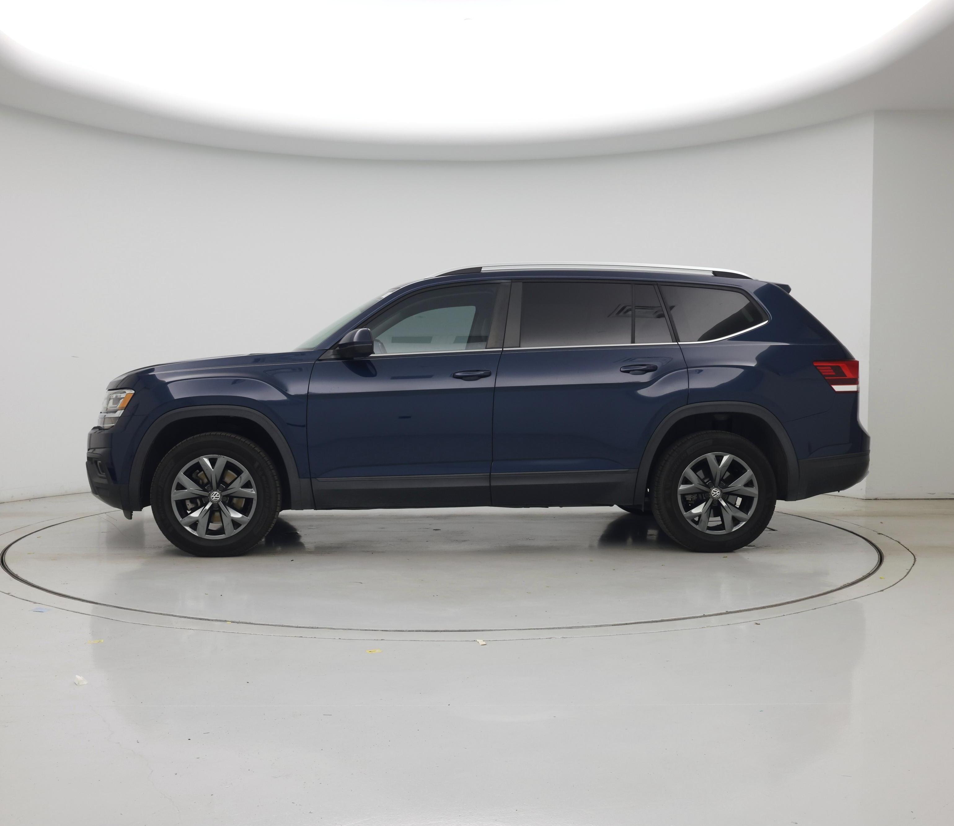 Thumbnail: 2018 Volkswagen Atlas - 3
