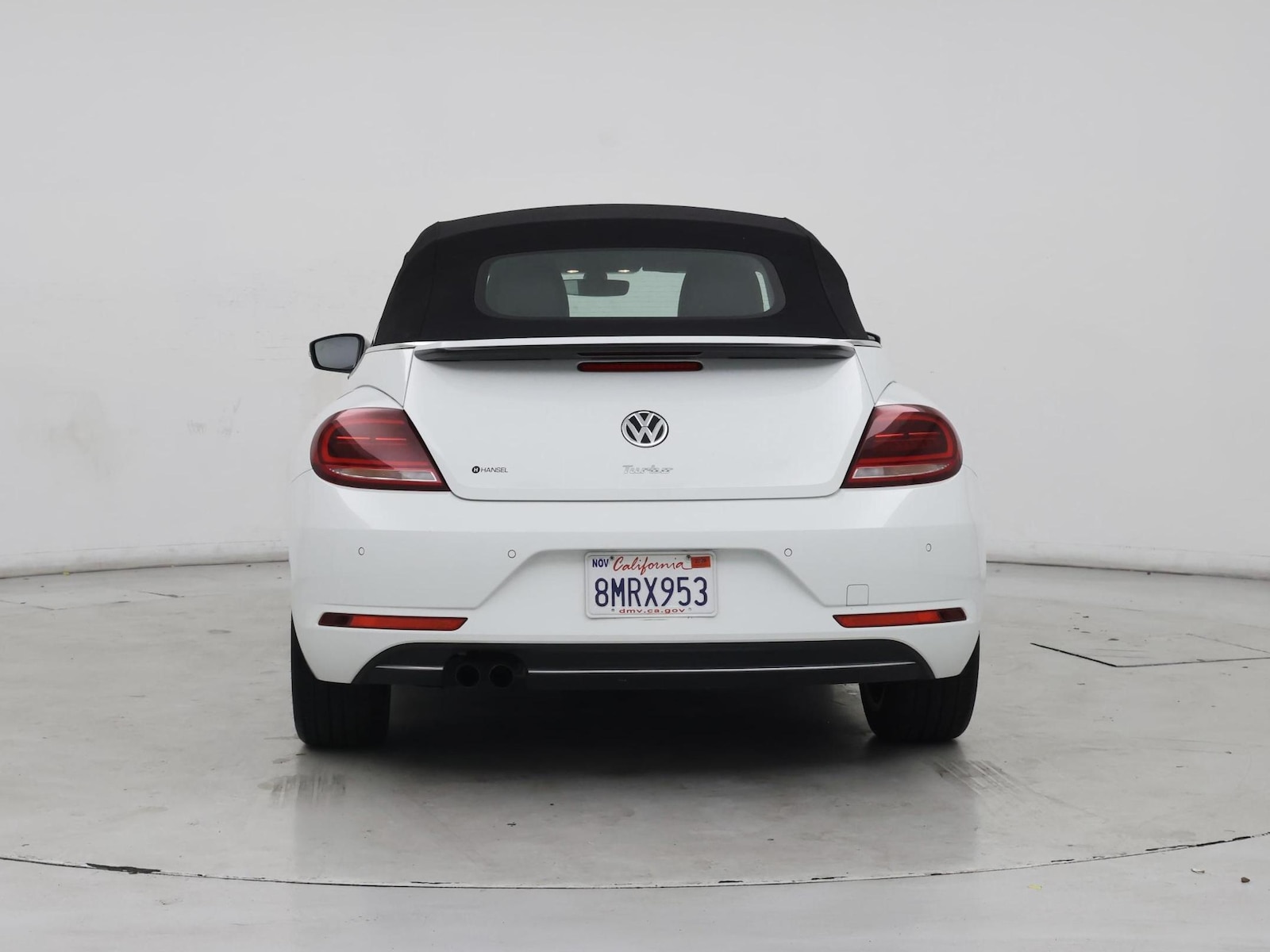2019 Volkswagen Beetle SE - Photo 7