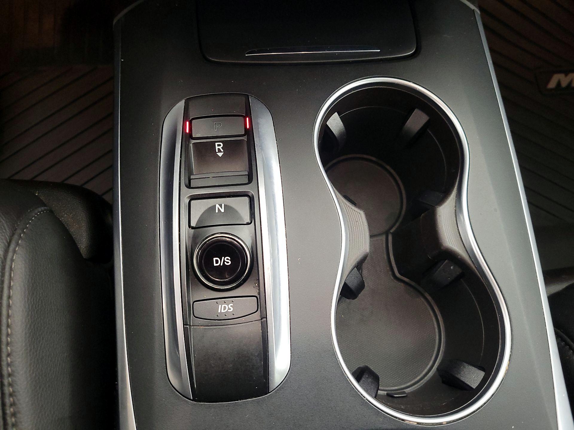 Thumbnail: 2016 Acura MDX - 18