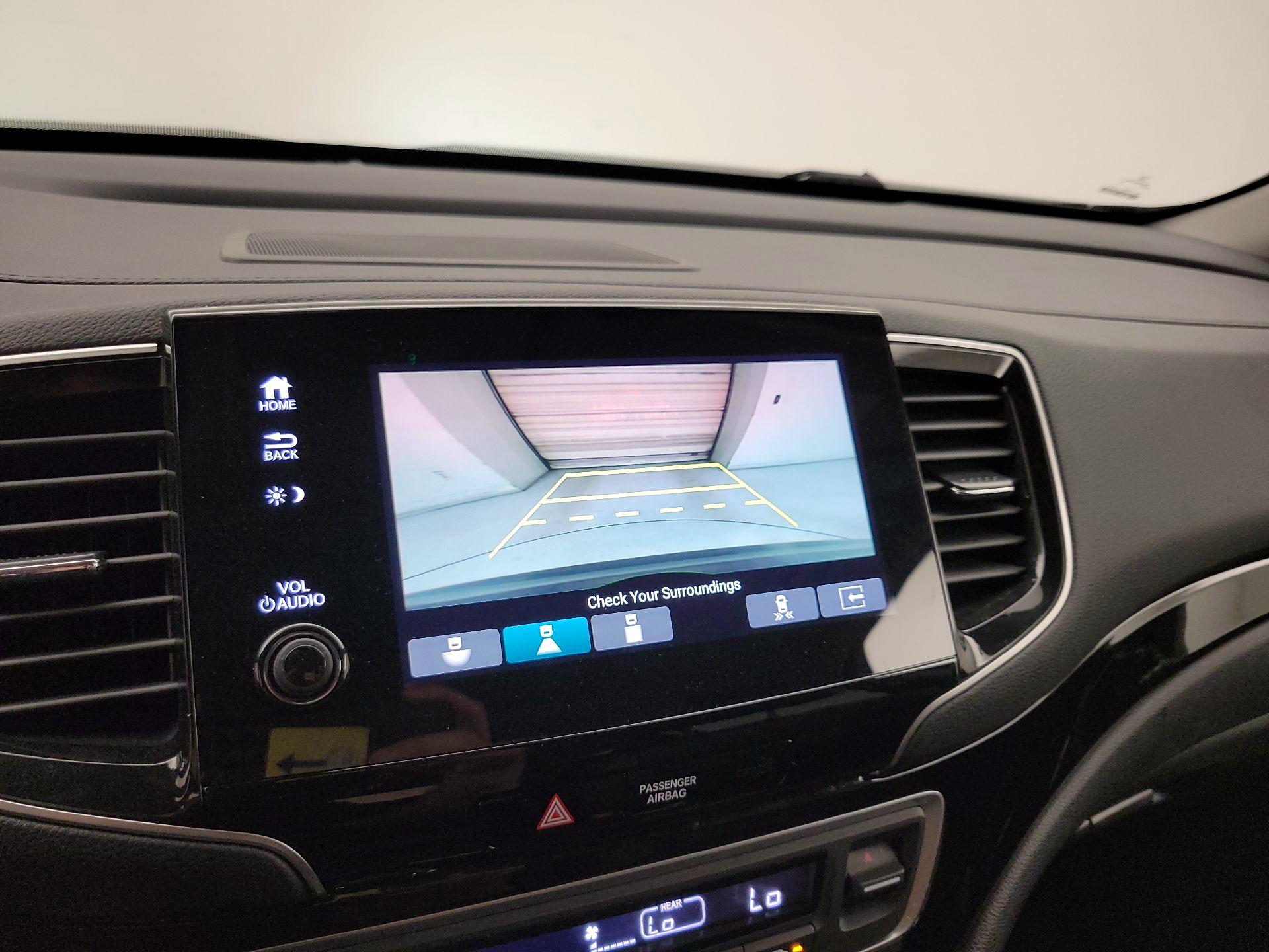 Thumbnail: 2019 Honda Pilot - 15