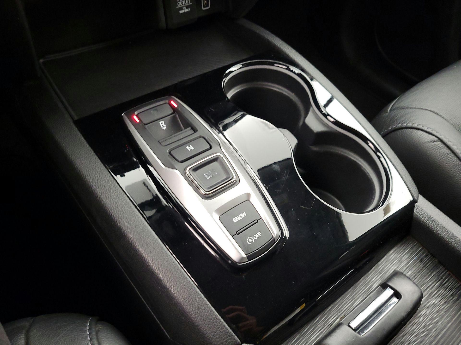 Thumbnail: 2019 Honda Pilot - 18