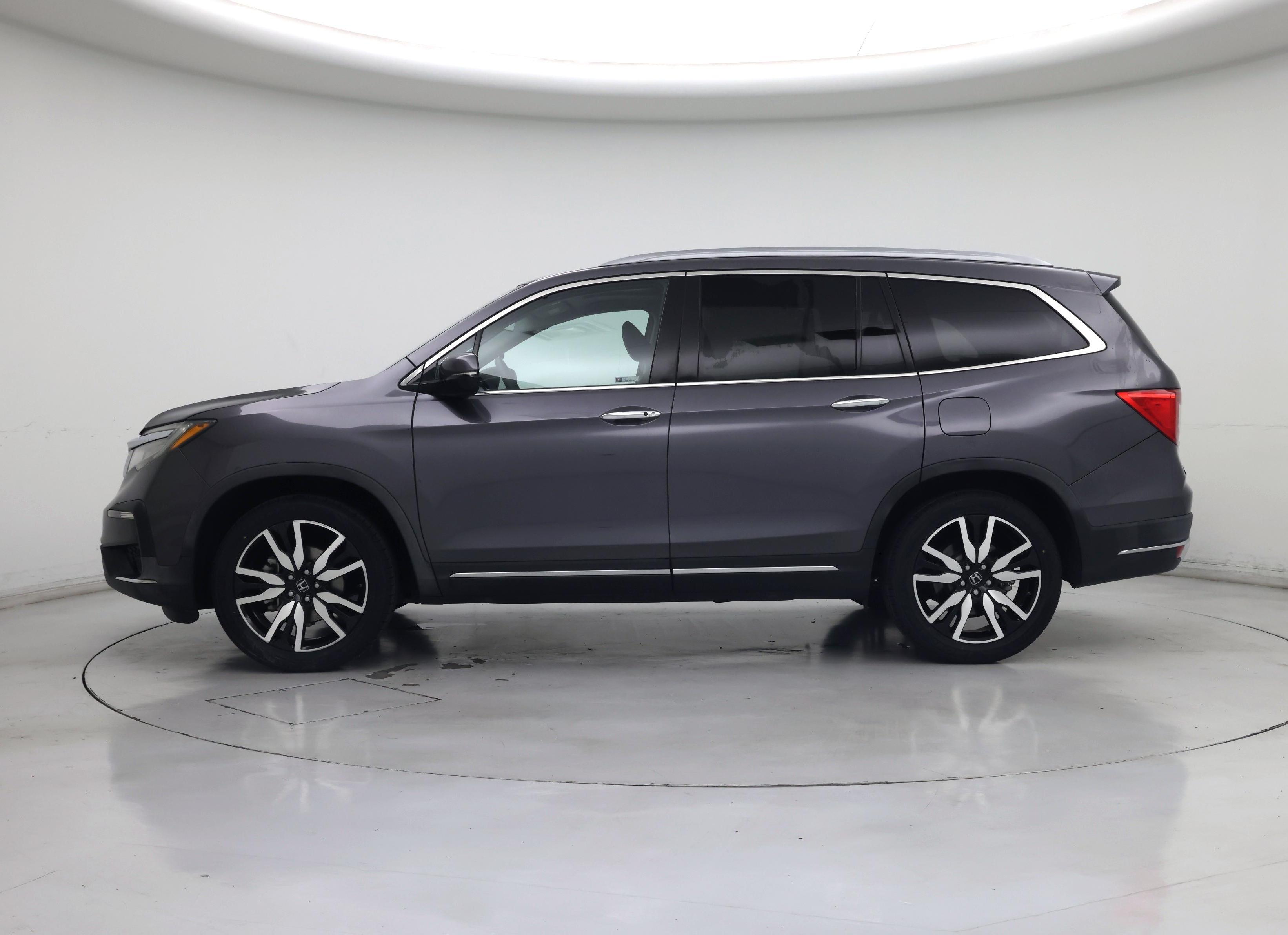 Thumbnail: 2019 Honda Pilot - 3