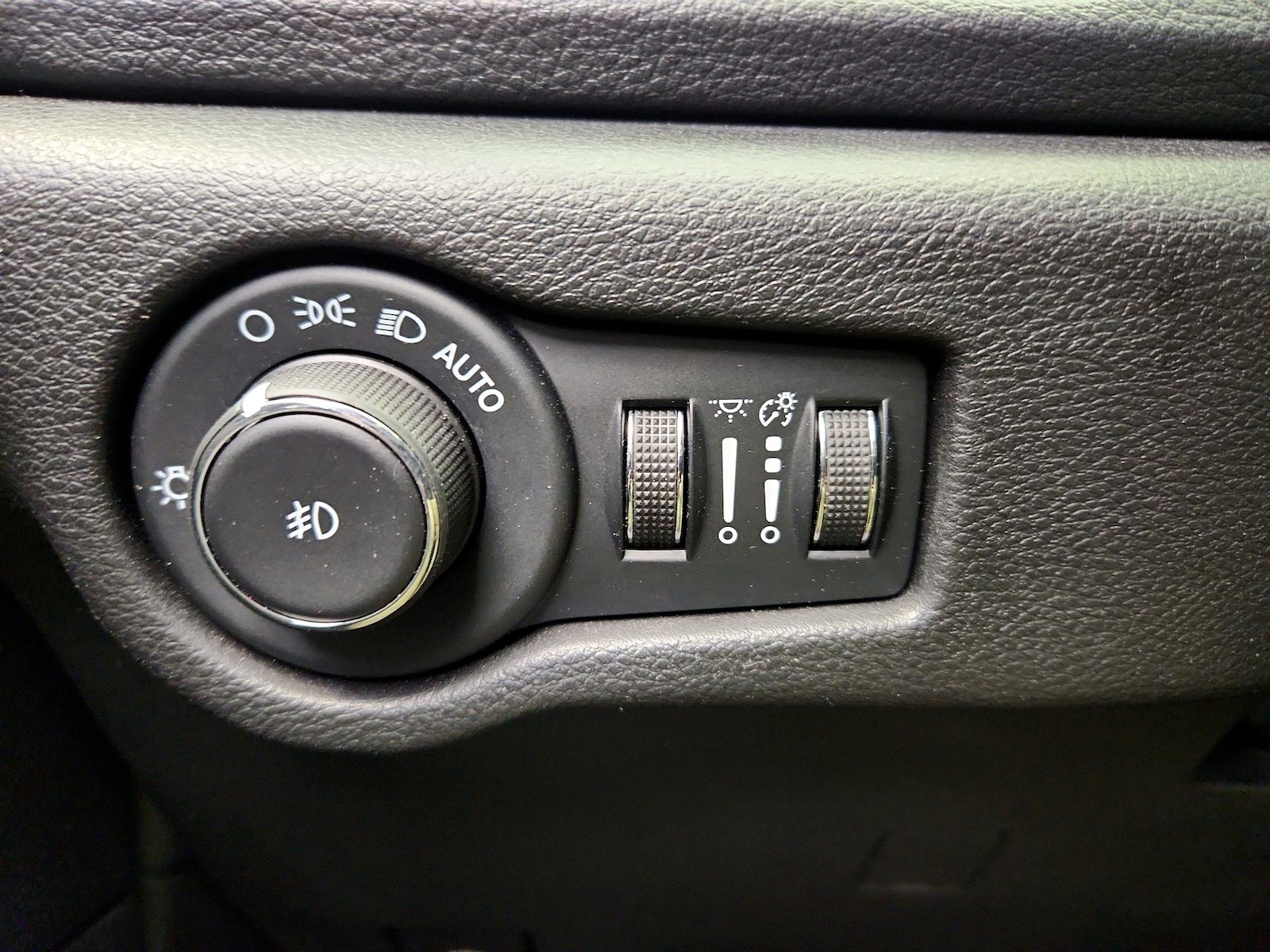 2022 Chrysler Pacifica Hybrid Touring L - Photo 14