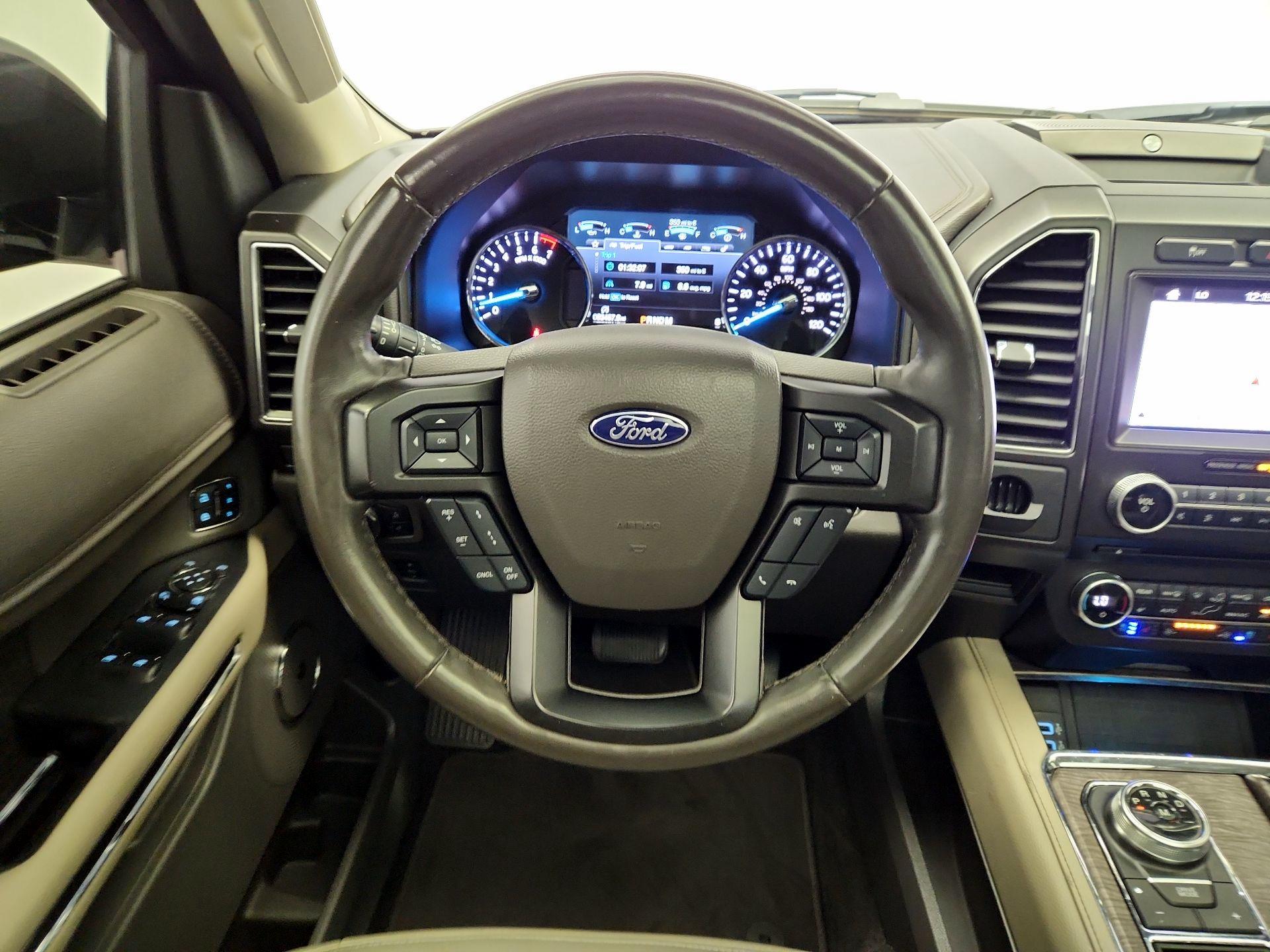 Thumbnail: 2018 Ford Expedition - 10
