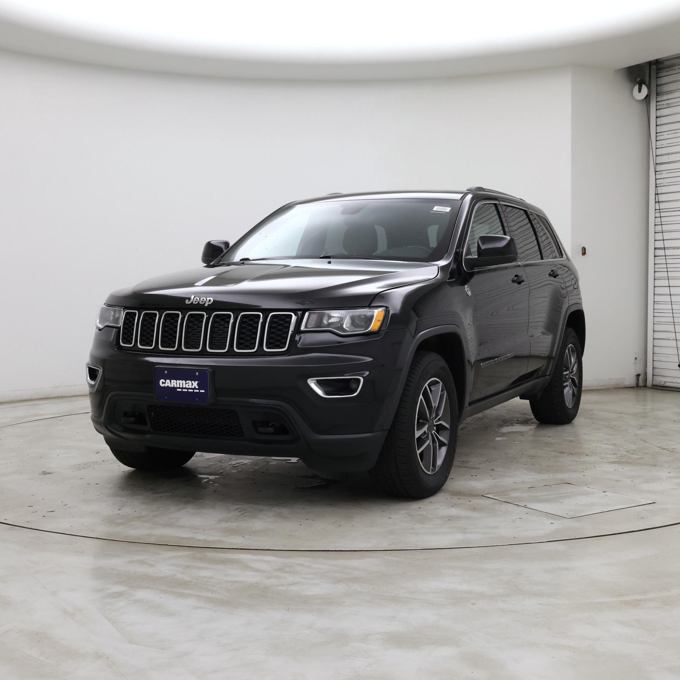 Thumbnail: 2020 Jeep Grand Cherokee - 4