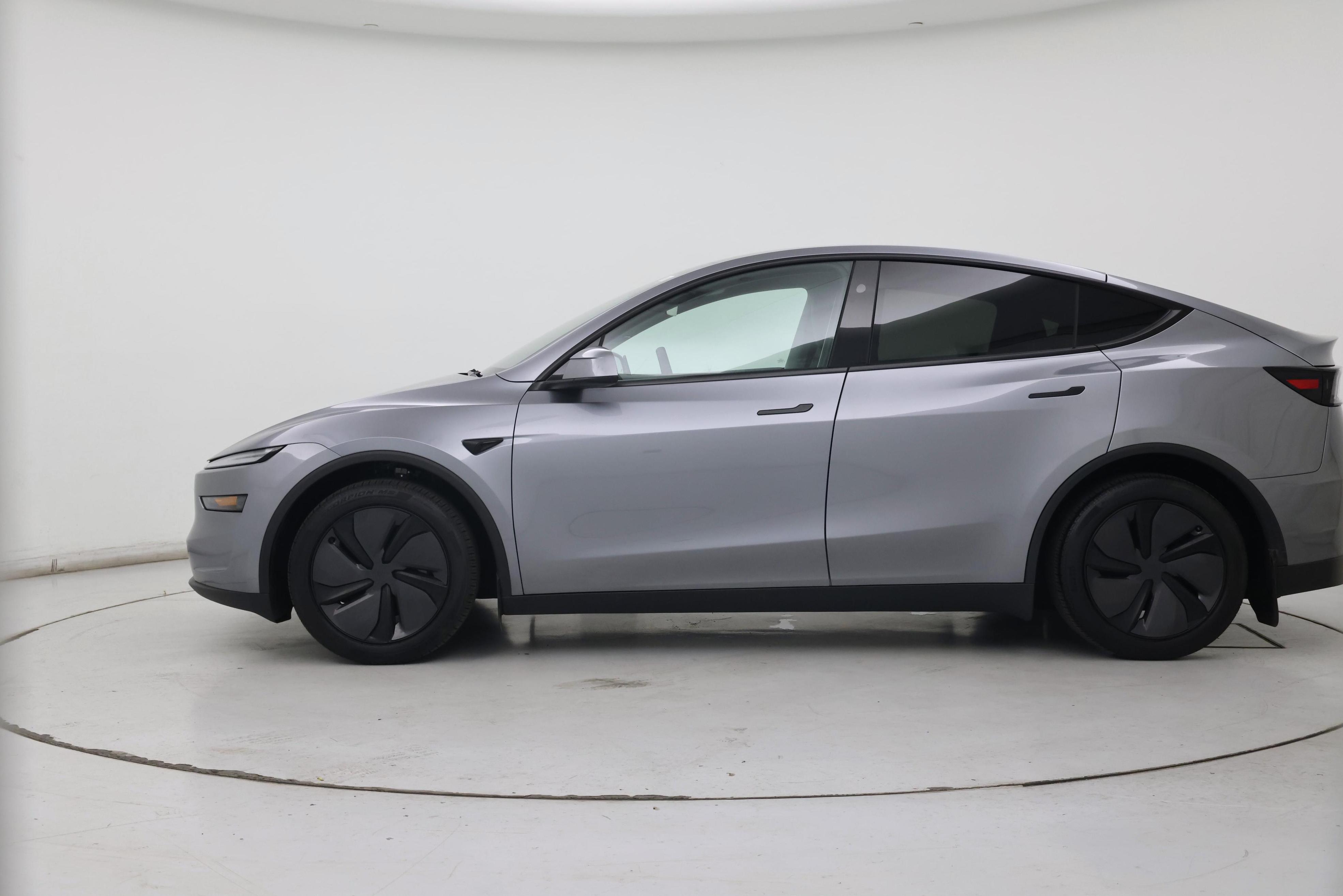 Thumbnail: 2026 Tesla Model Y - 3