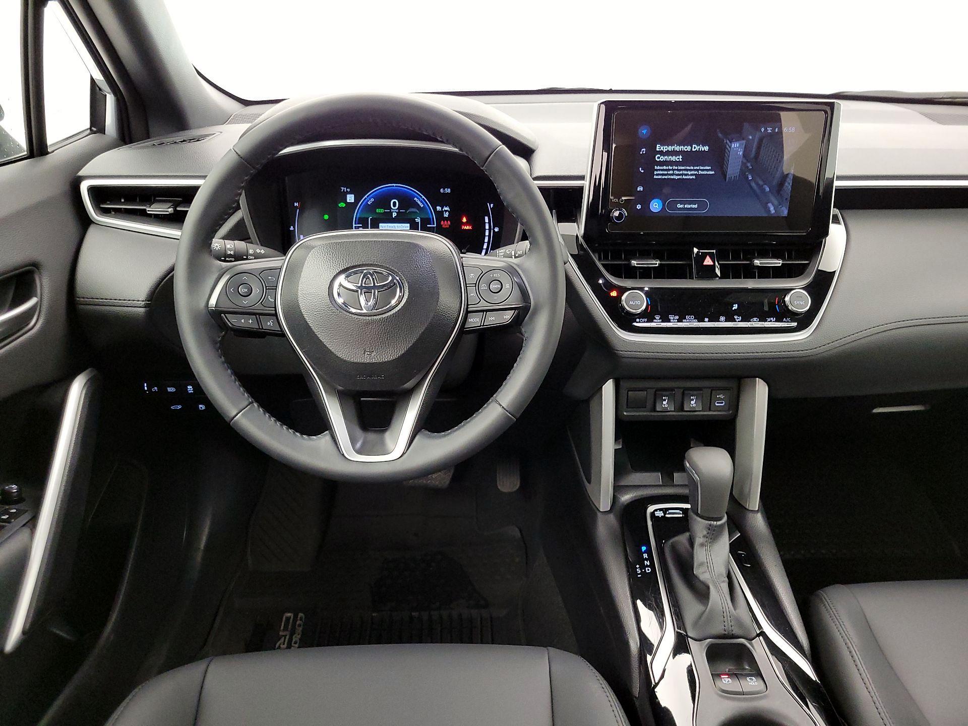 Thumbnail: 2025 Toyota Corolla Cross - 10