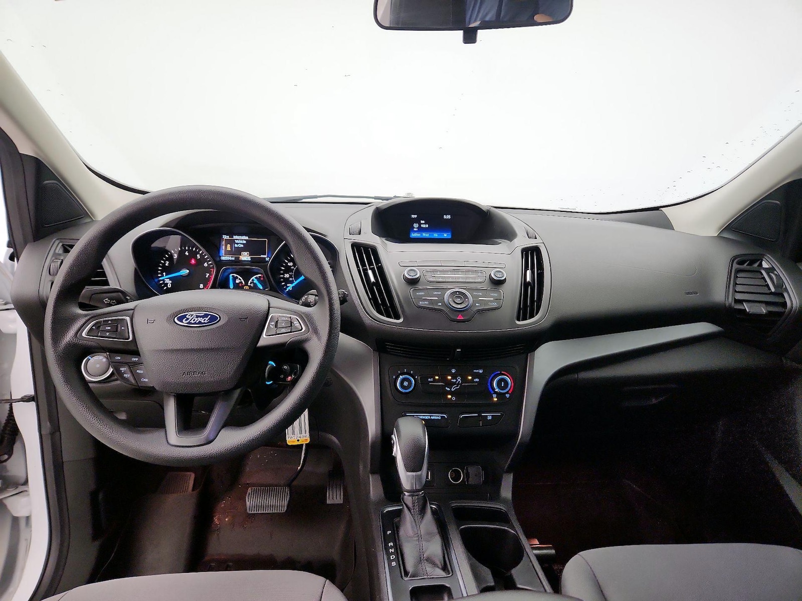 2019 Ford Escape S - Photo 10