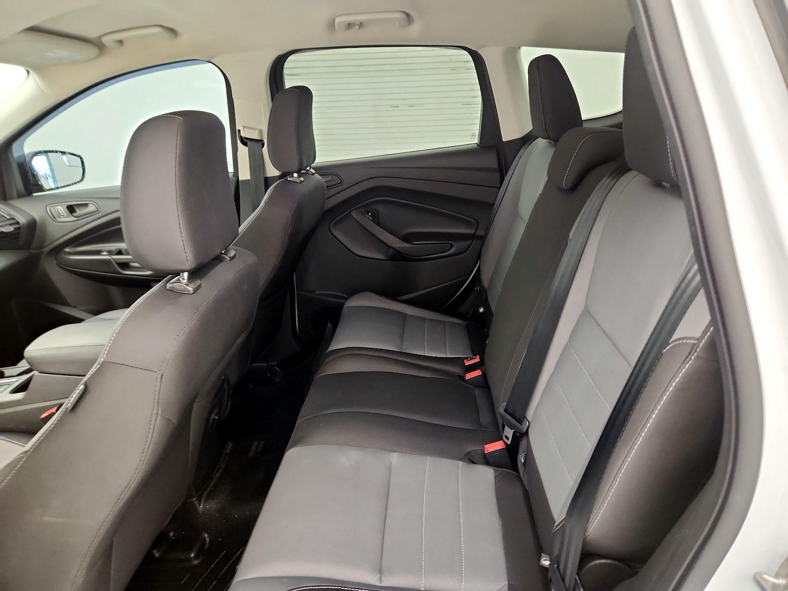 2019 Ford Escape S - Photo 19