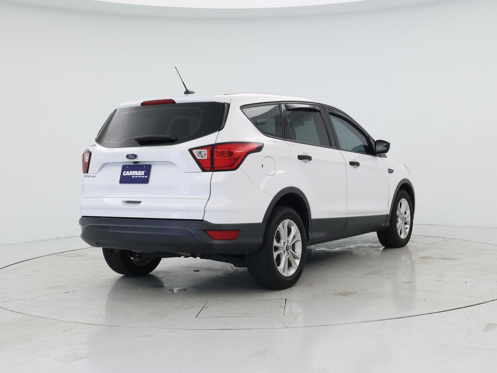 2019 Ford Escape S - Photo 9