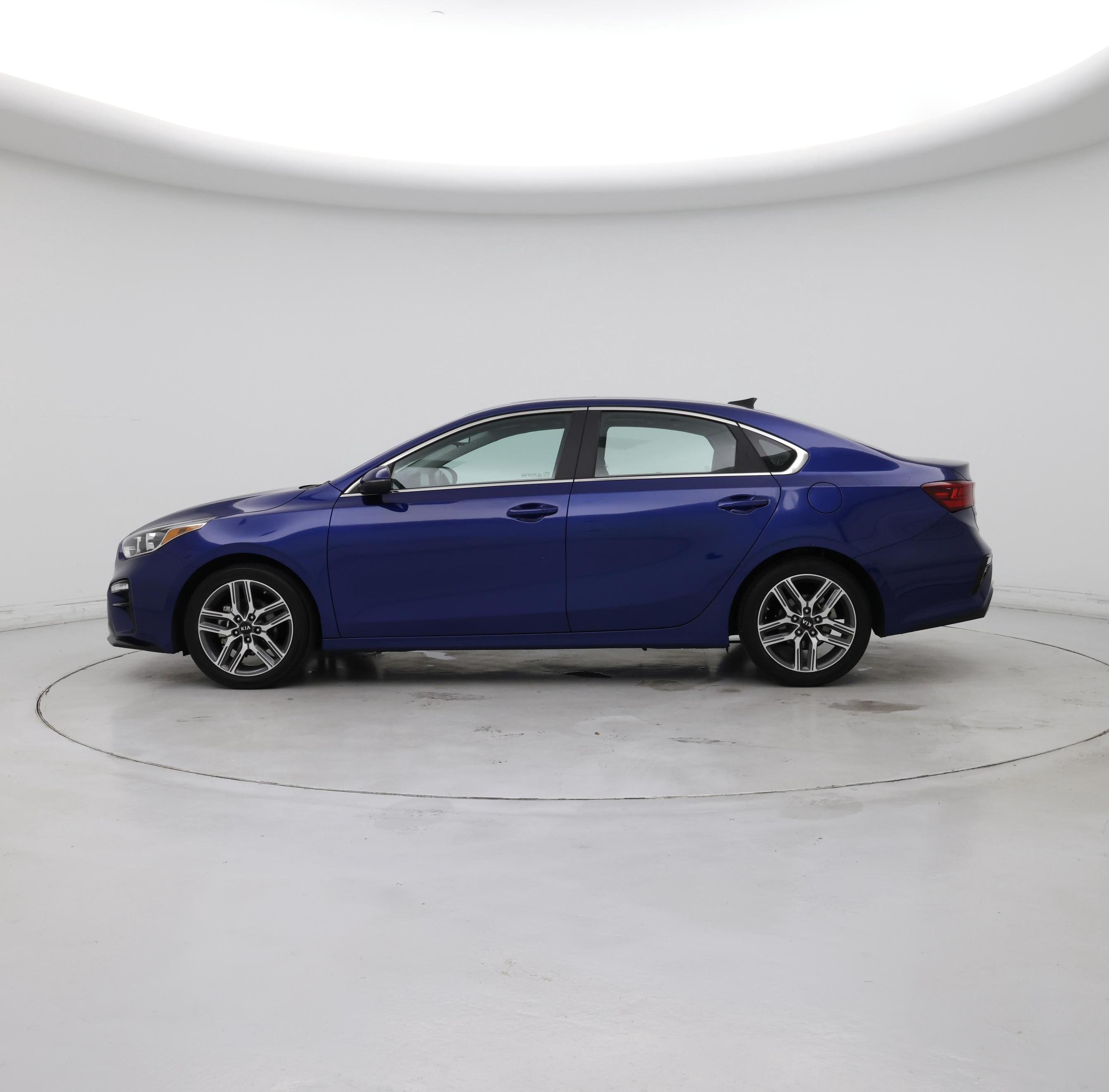 Thumbnail: 2021 Kia Forte - 3