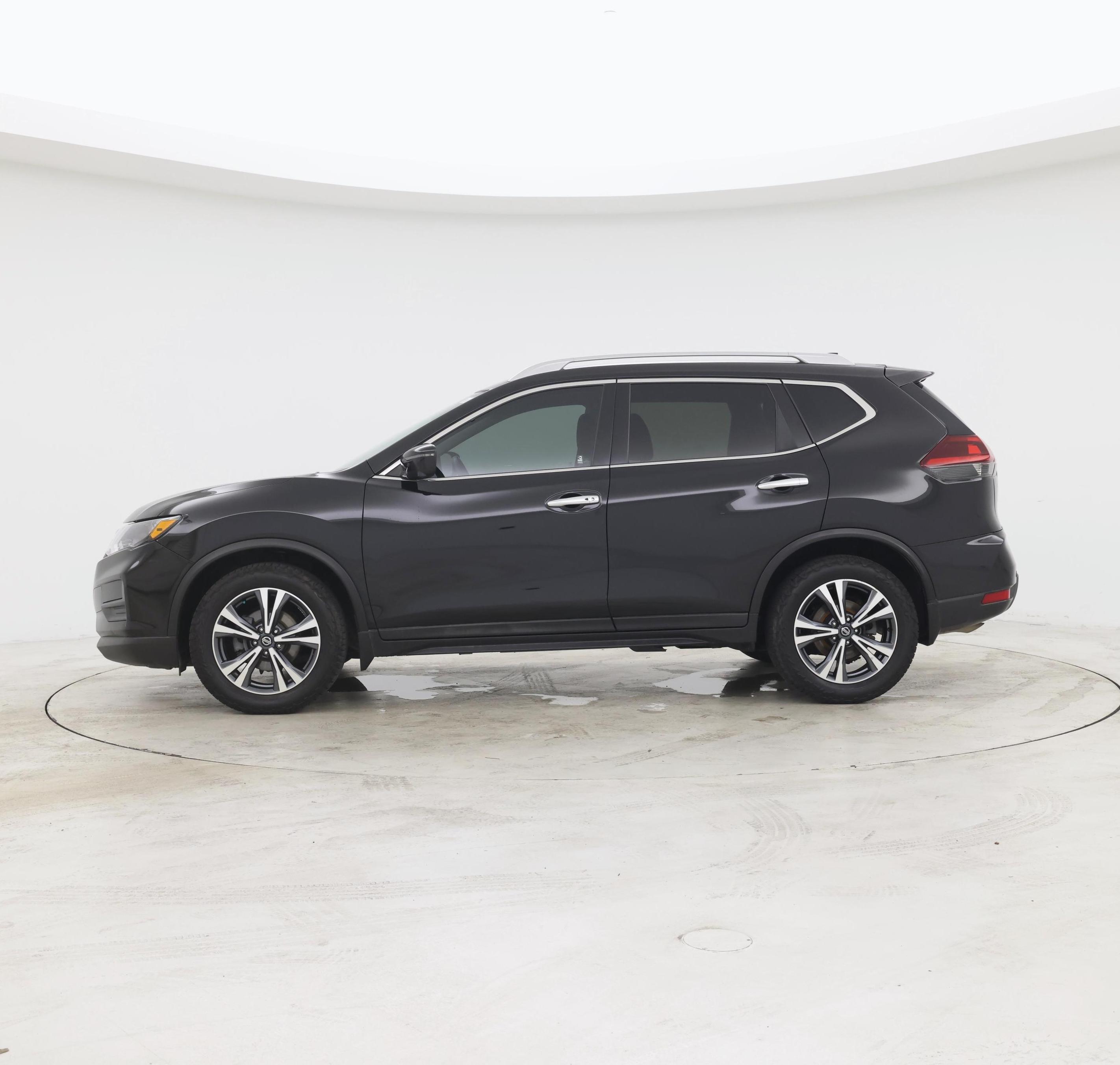 Thumbnail: 2019 Nissan Rogue - 3