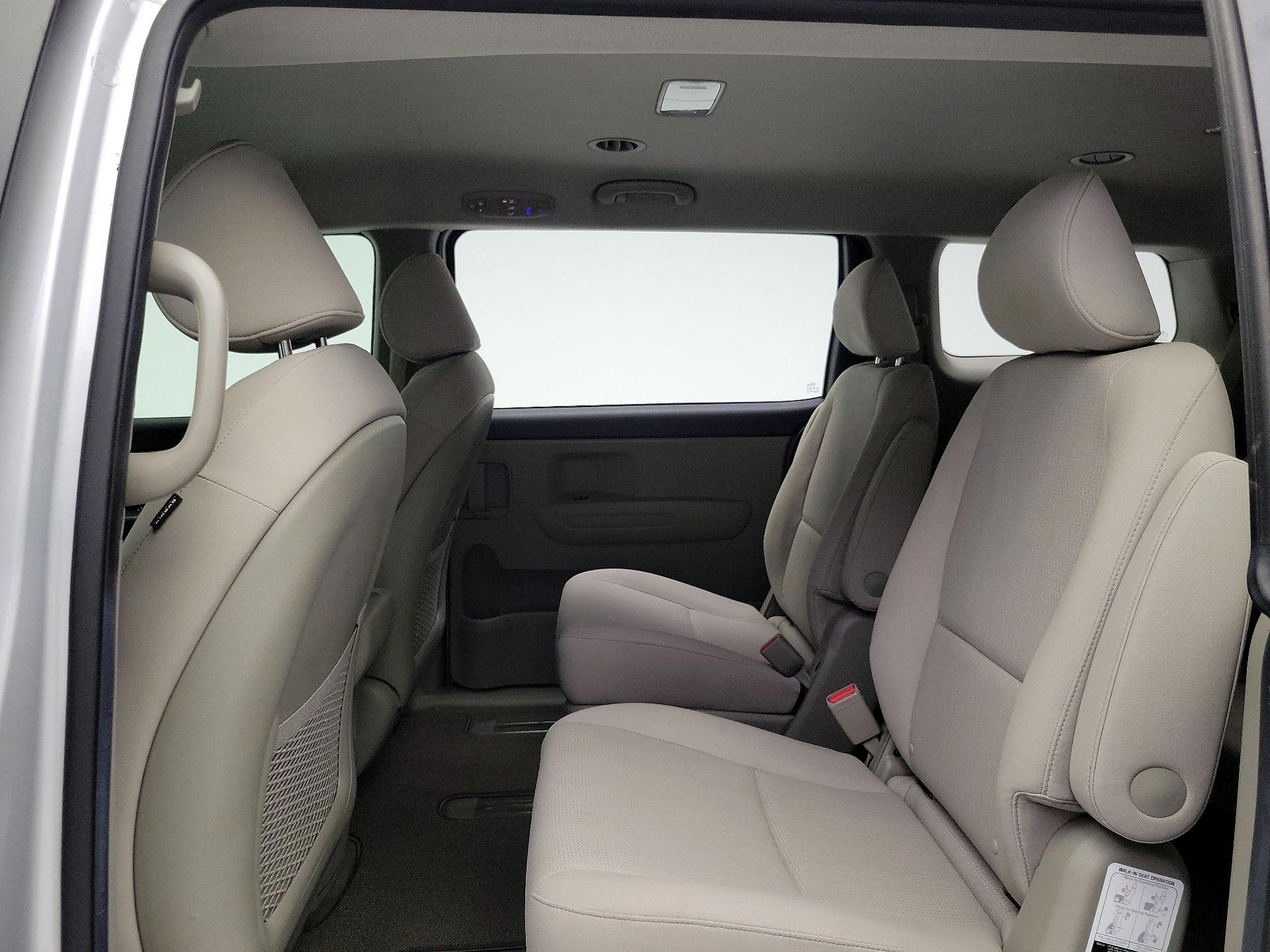Thumbnail: 2020 Kia Sedona - 19
