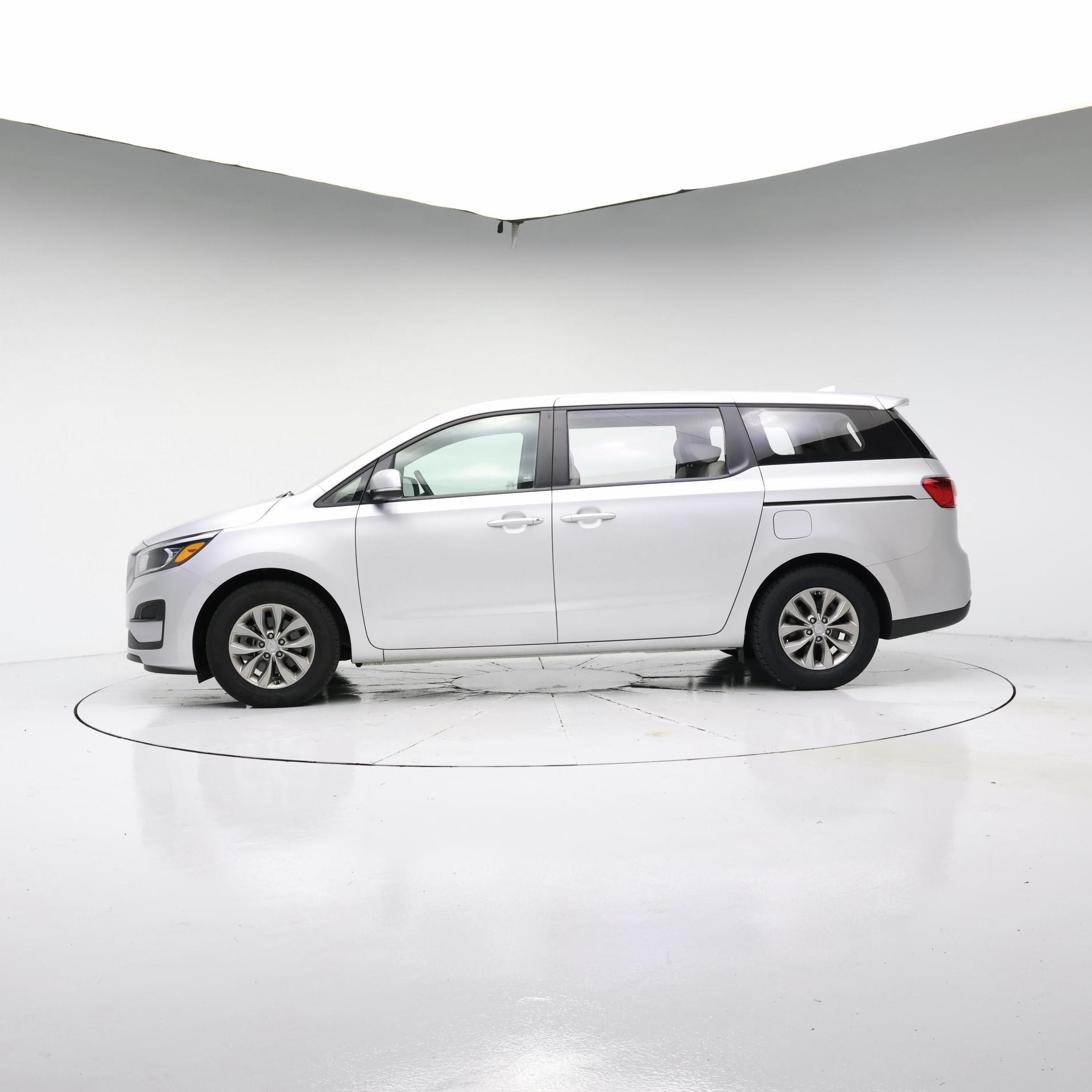 Thumbnail: 2020 Kia Sedona - 3