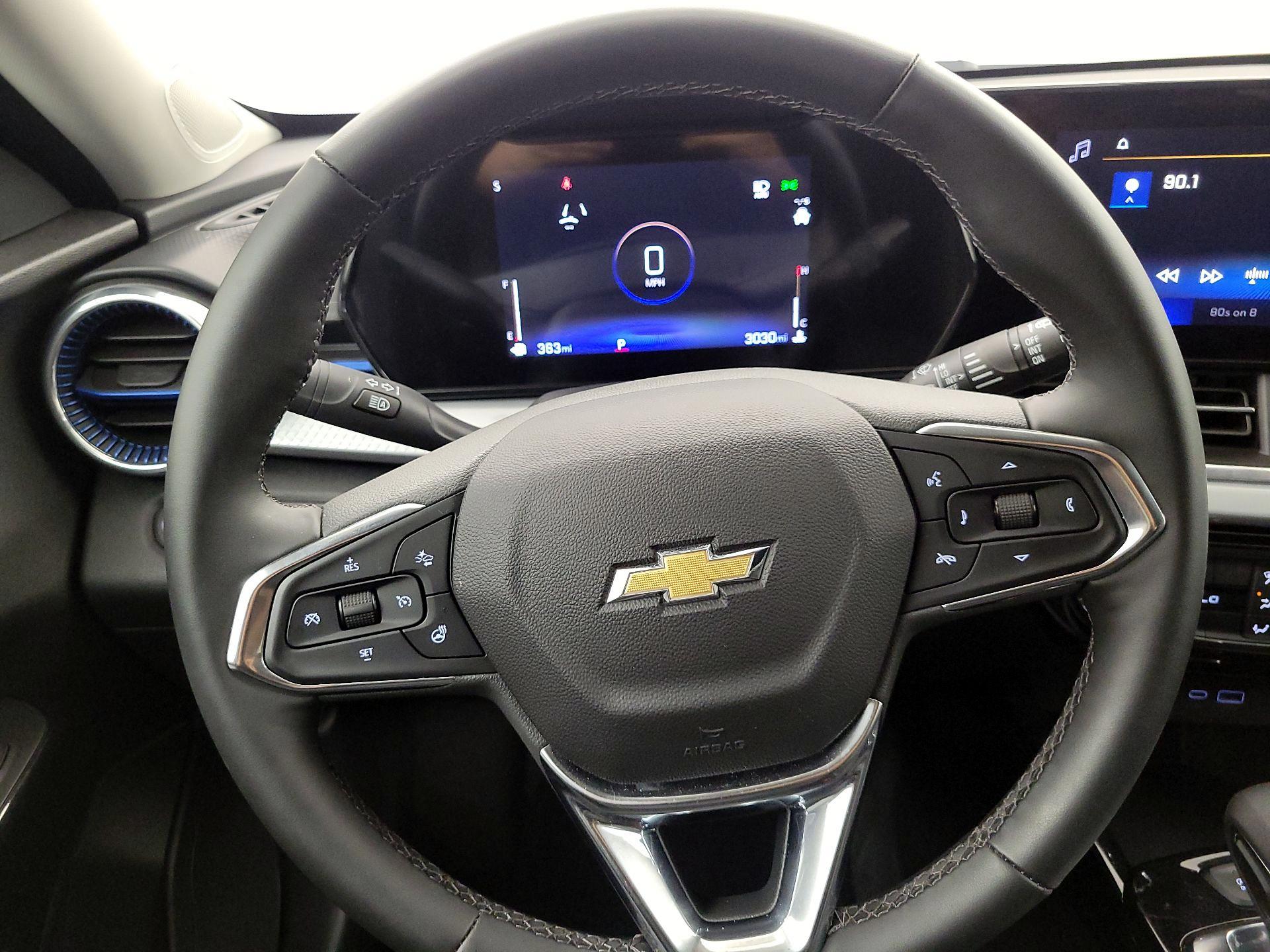 Thumbnail: 2025 Chevrolet Trax - 10