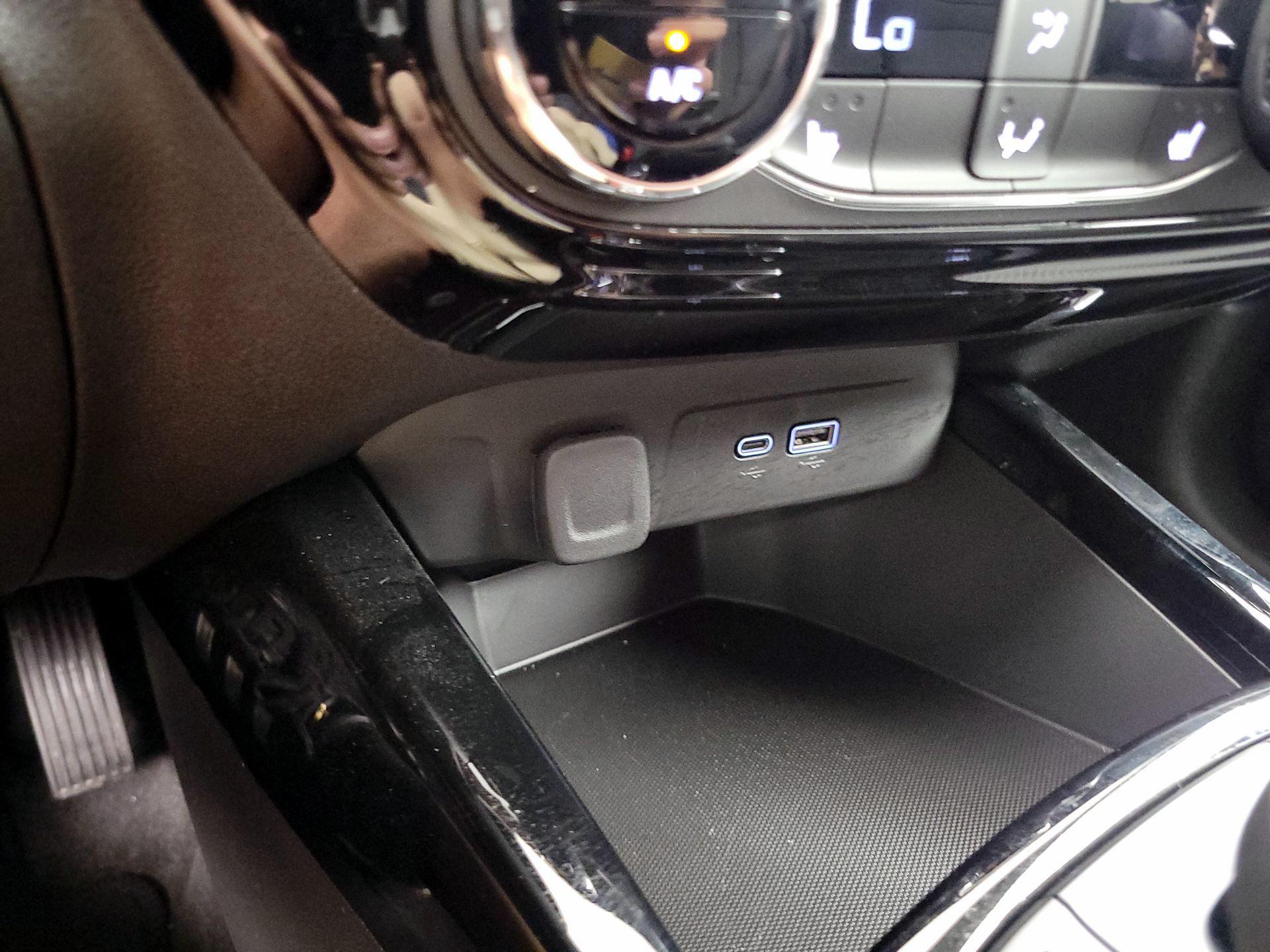 Thumbnail: 2025 Chevrolet Trax - 18