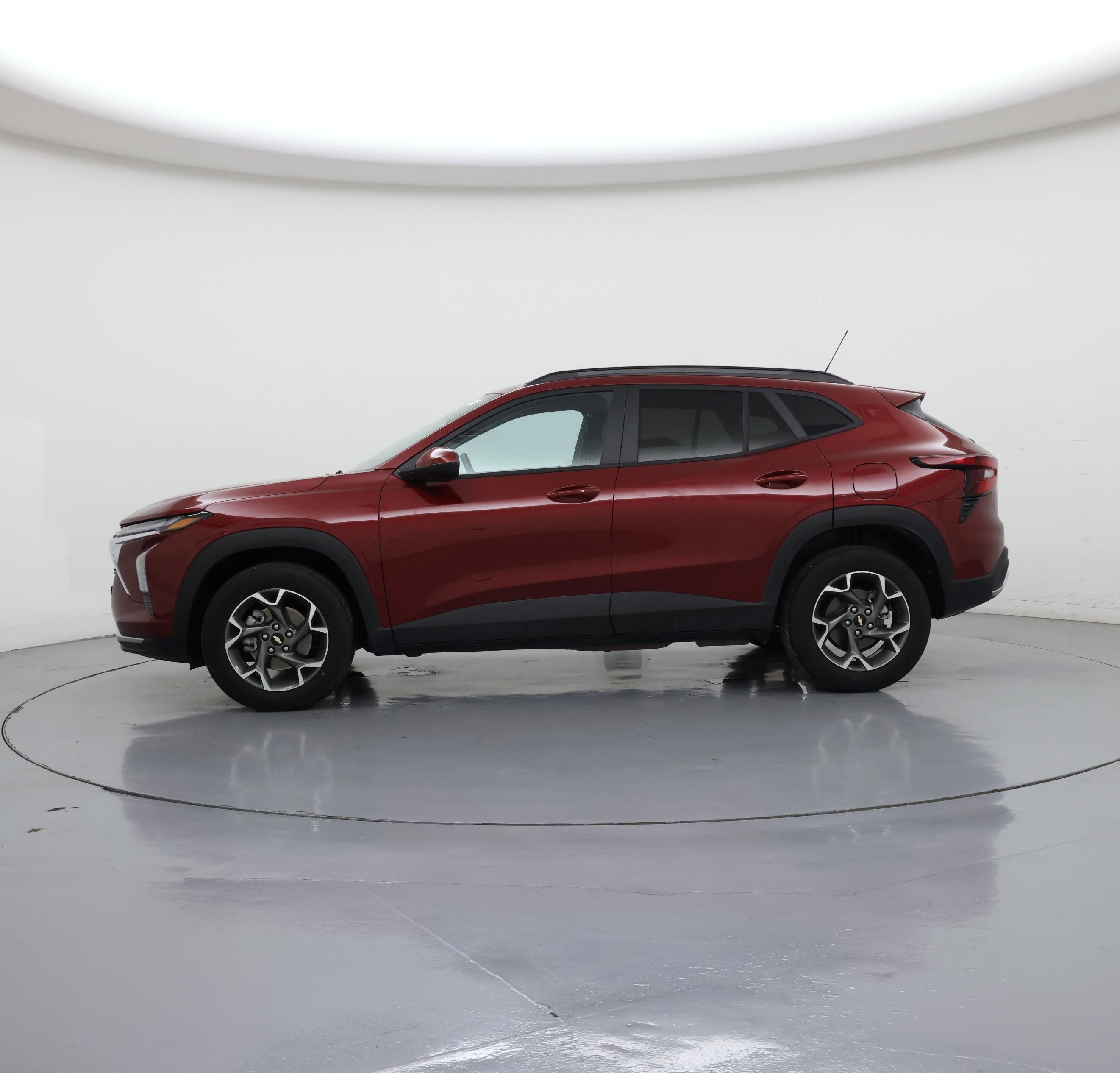 Thumbnail: 2025 Chevrolet Trax - 3