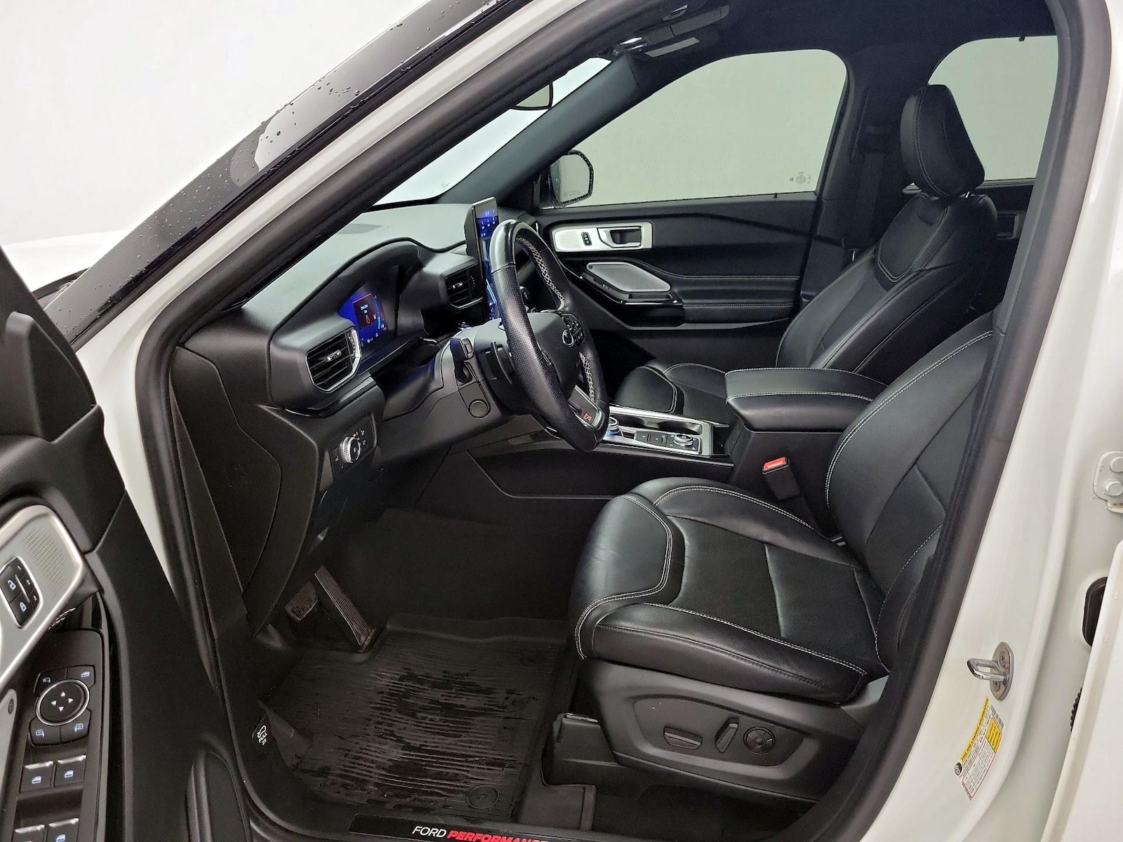 2021 Ford Explorer ST - Photo 12