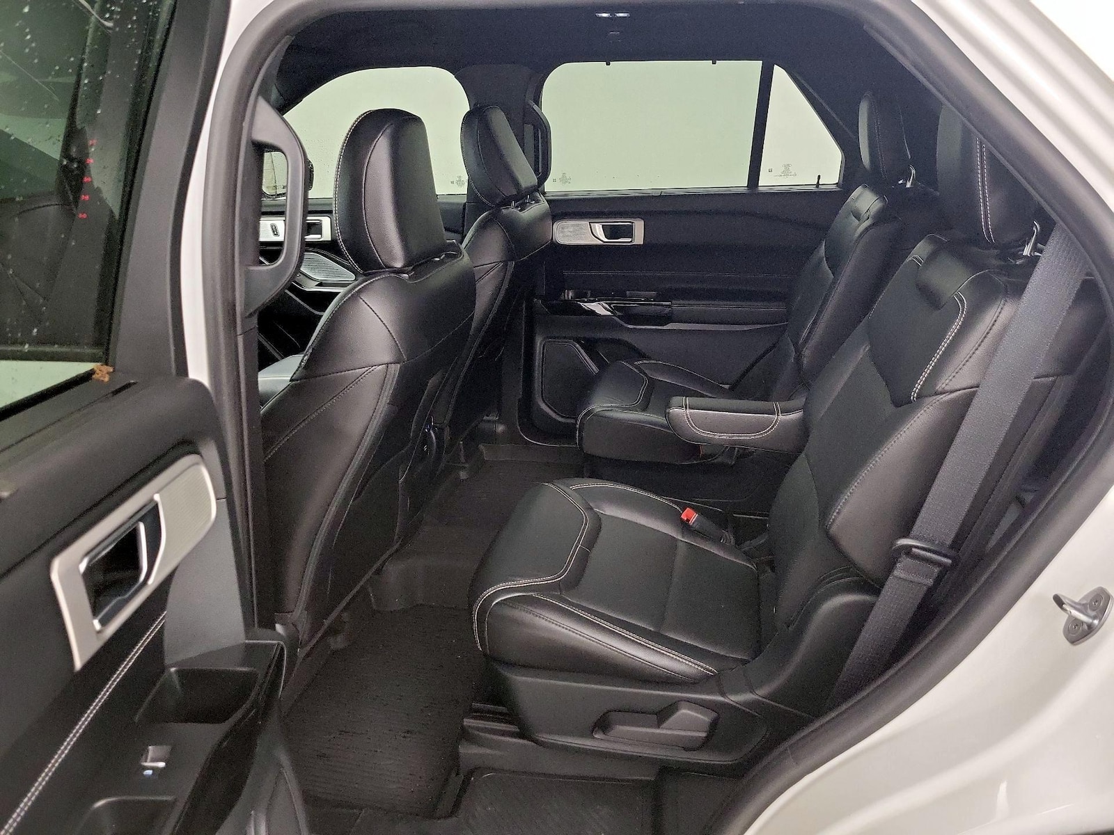 2021 Ford Explorer ST - Photo 21