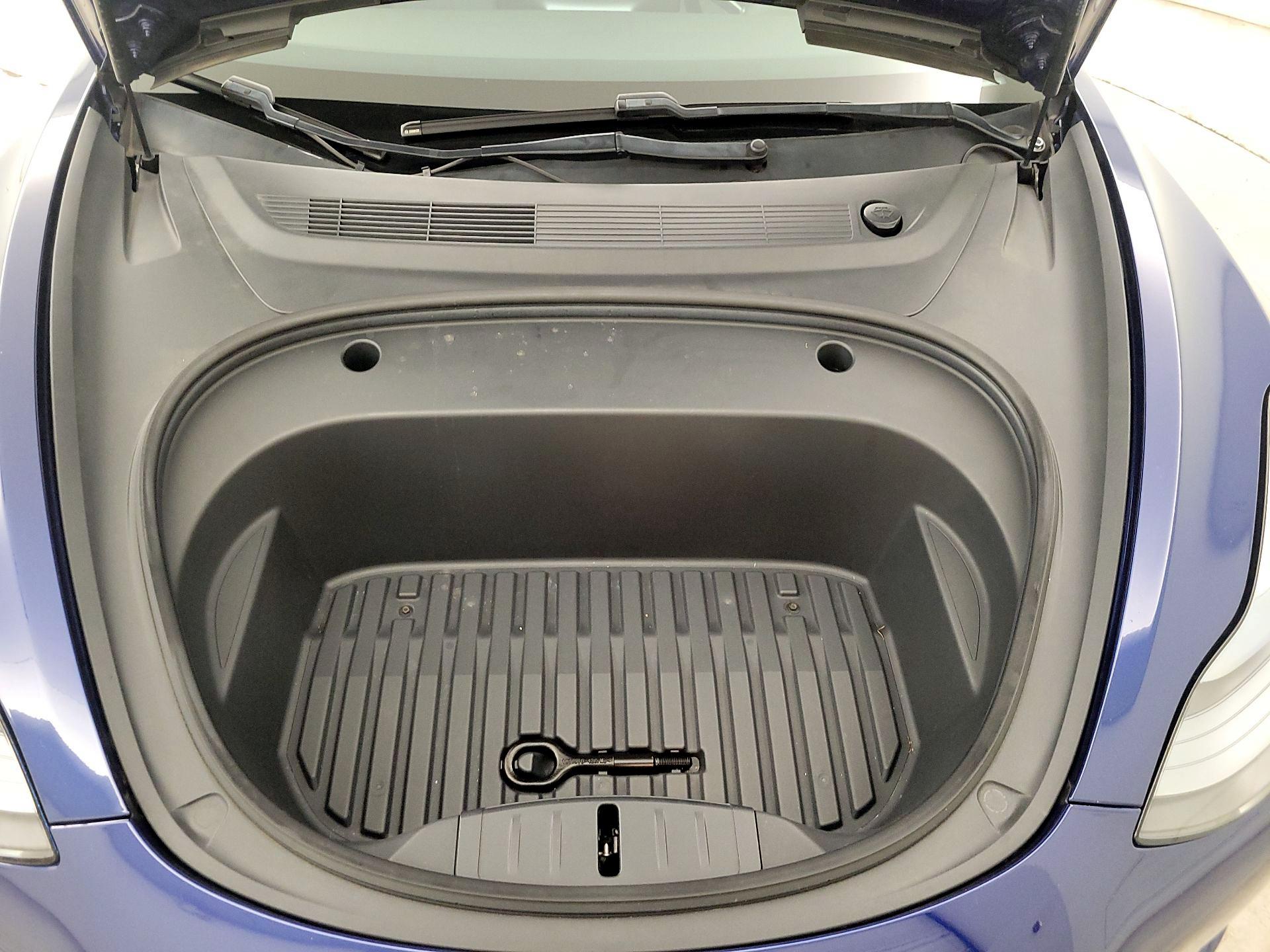 Thumbnail: 2021 Tesla Model 3 - 20