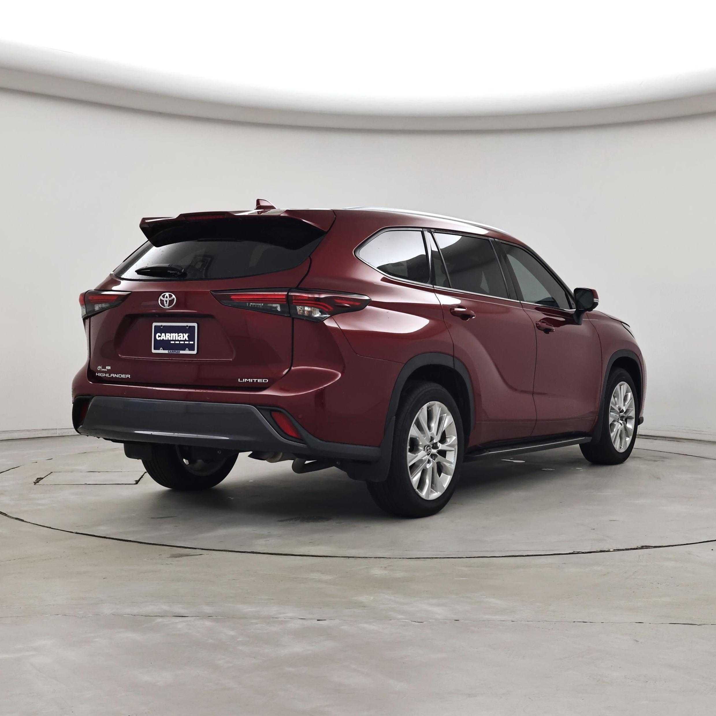 Thumbnail: 2024 Toyota Highlander - 8