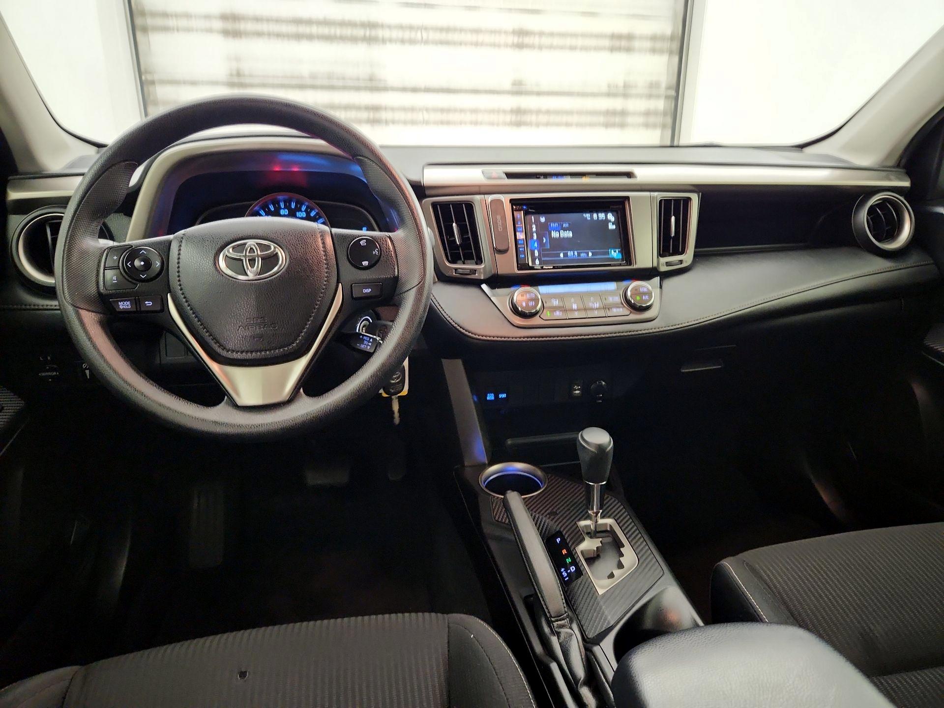 Thumbnail: 2014 Toyota RAV4 - 9