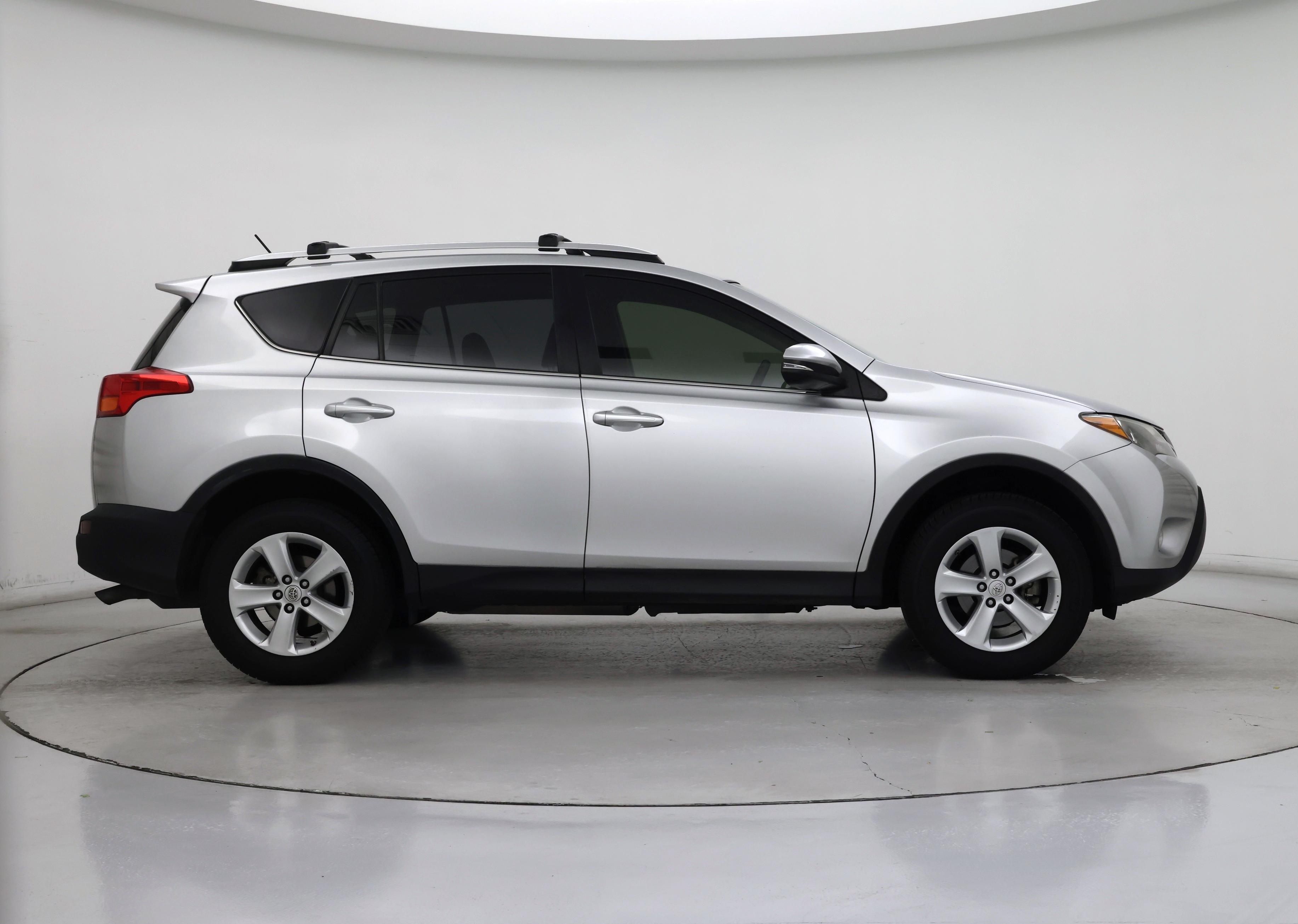 Thumbnail: 2014 Toyota RAV4 - 7