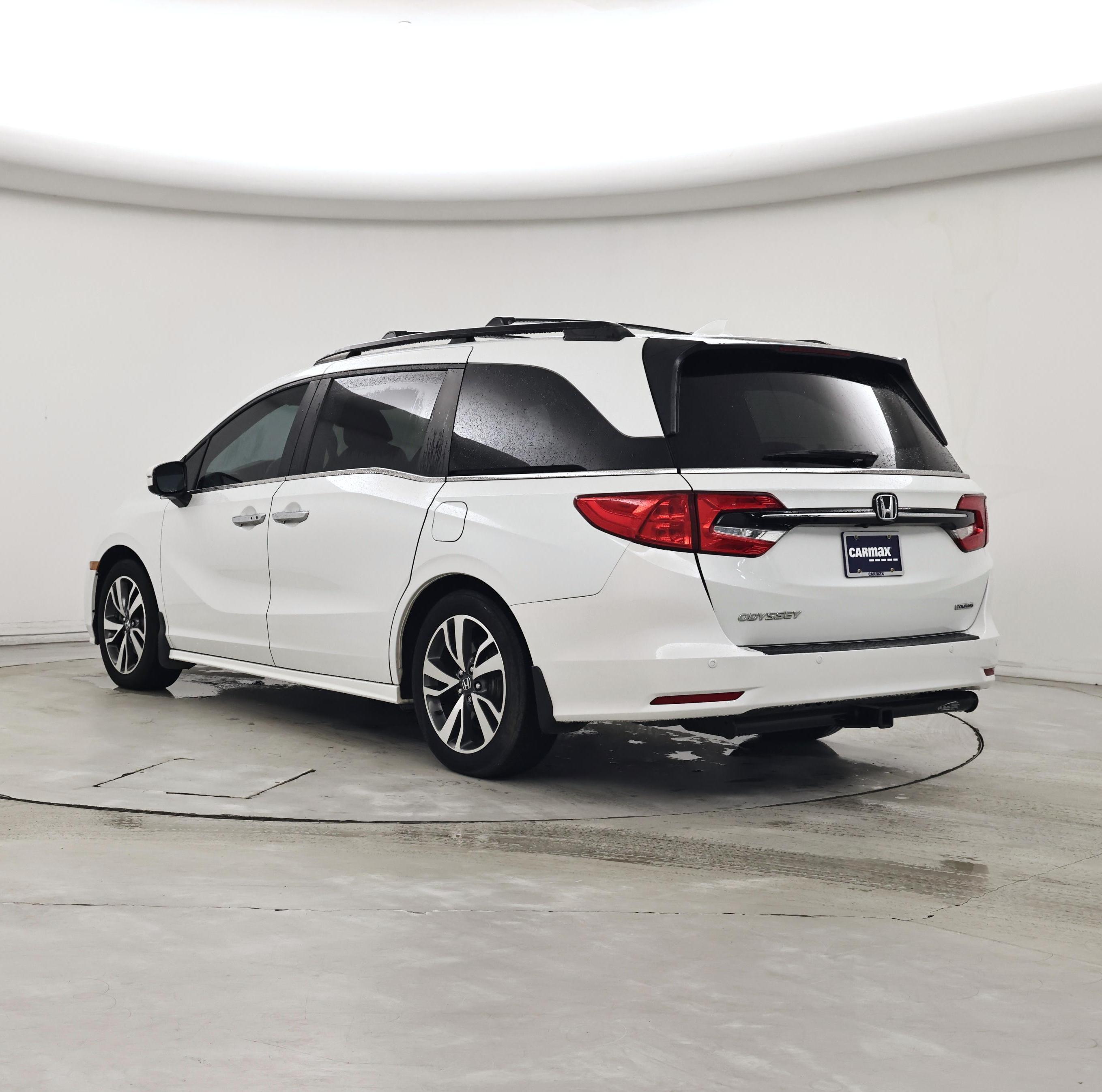 Thumbnail: 2022 Honda Odyssey - 2