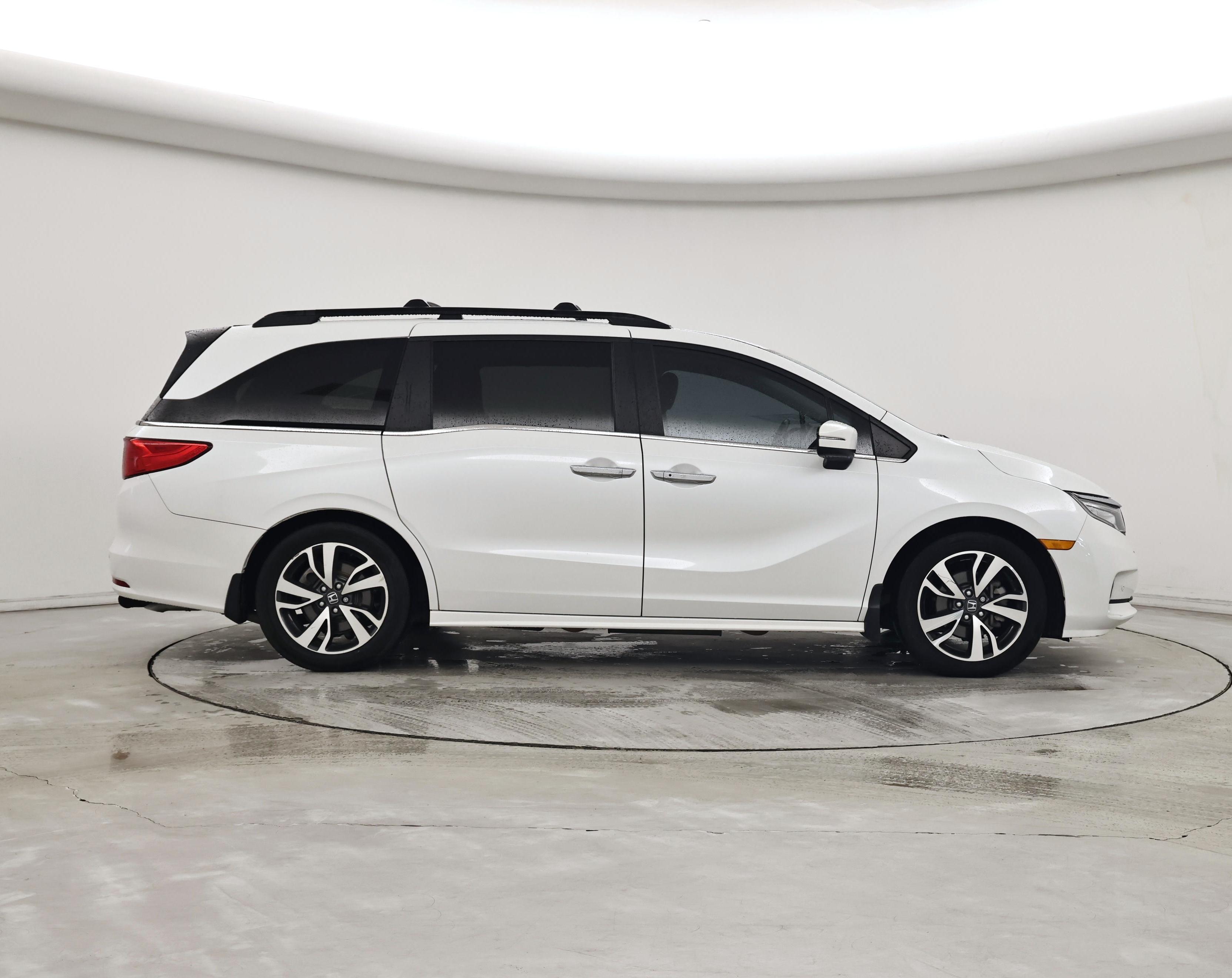Thumbnail: 2022 Honda Odyssey - 7