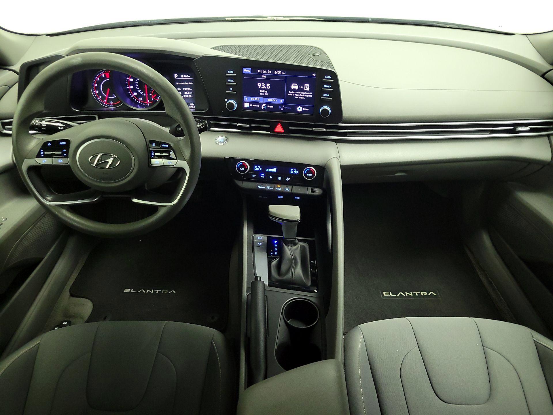 Thumbnail: 2023 Hyundai Elantra - 9