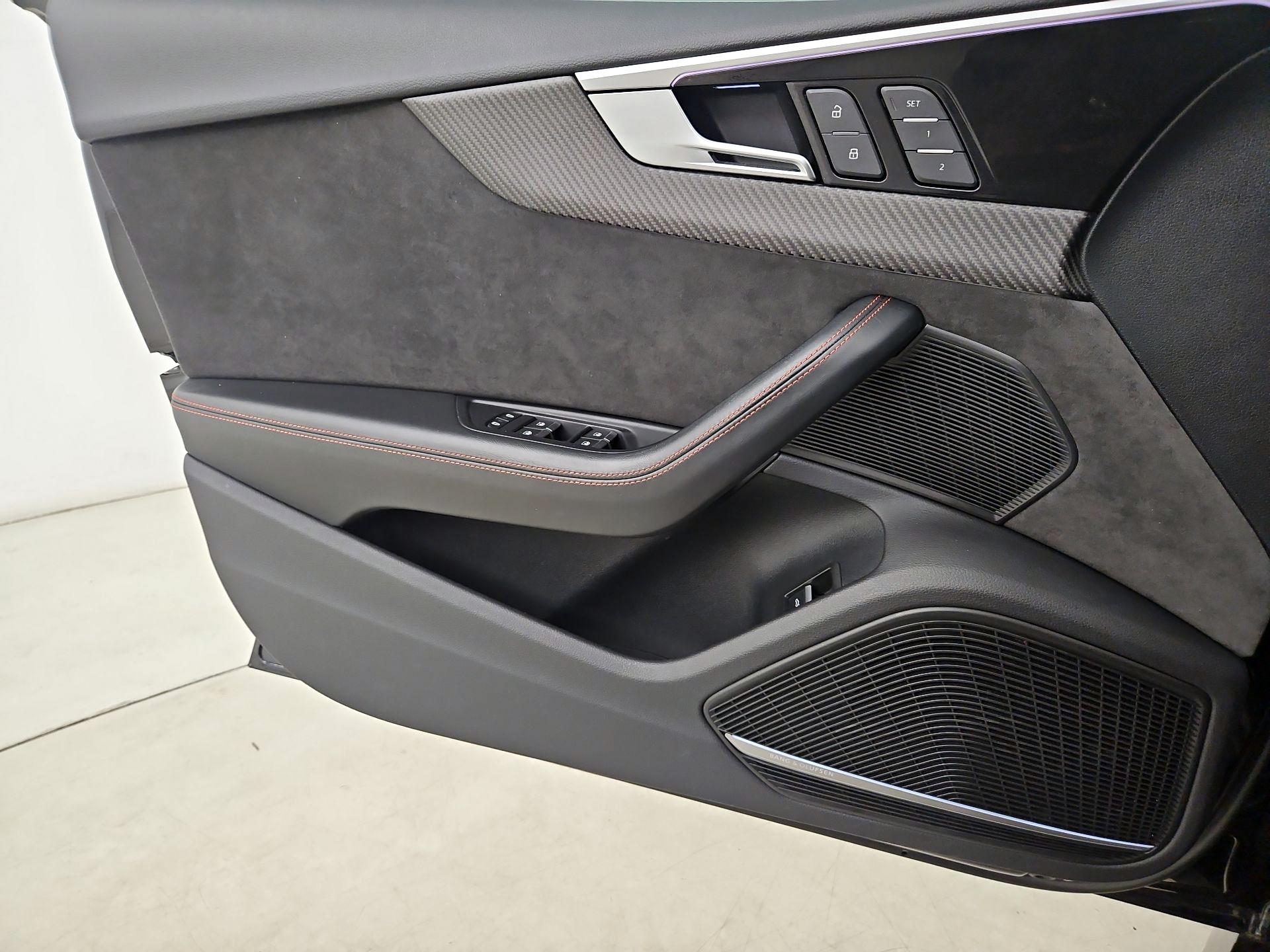 Thumbnail: 2021 Audi RS 5 - 12