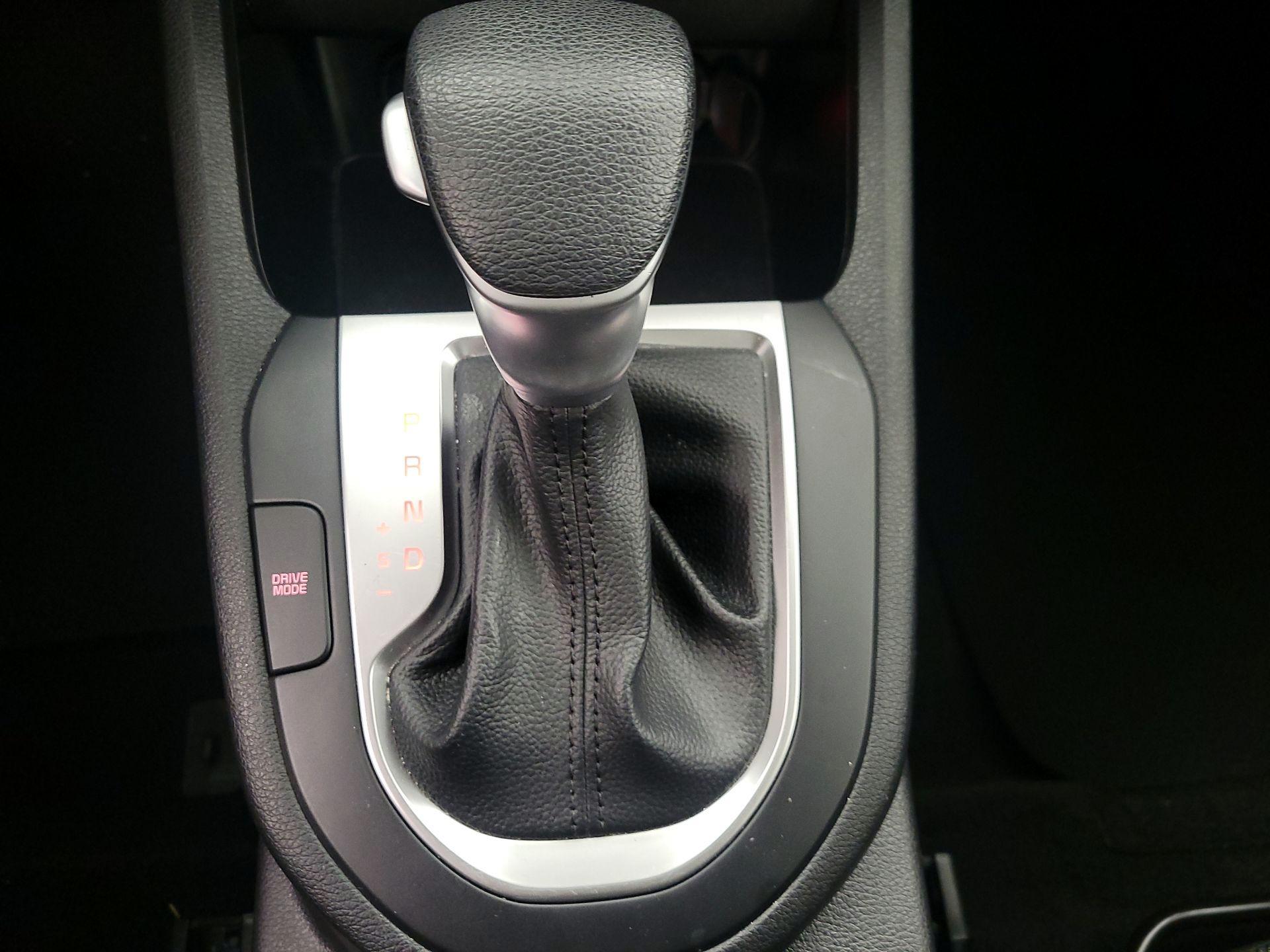 Thumbnail: 2024 Kia Forte - 16