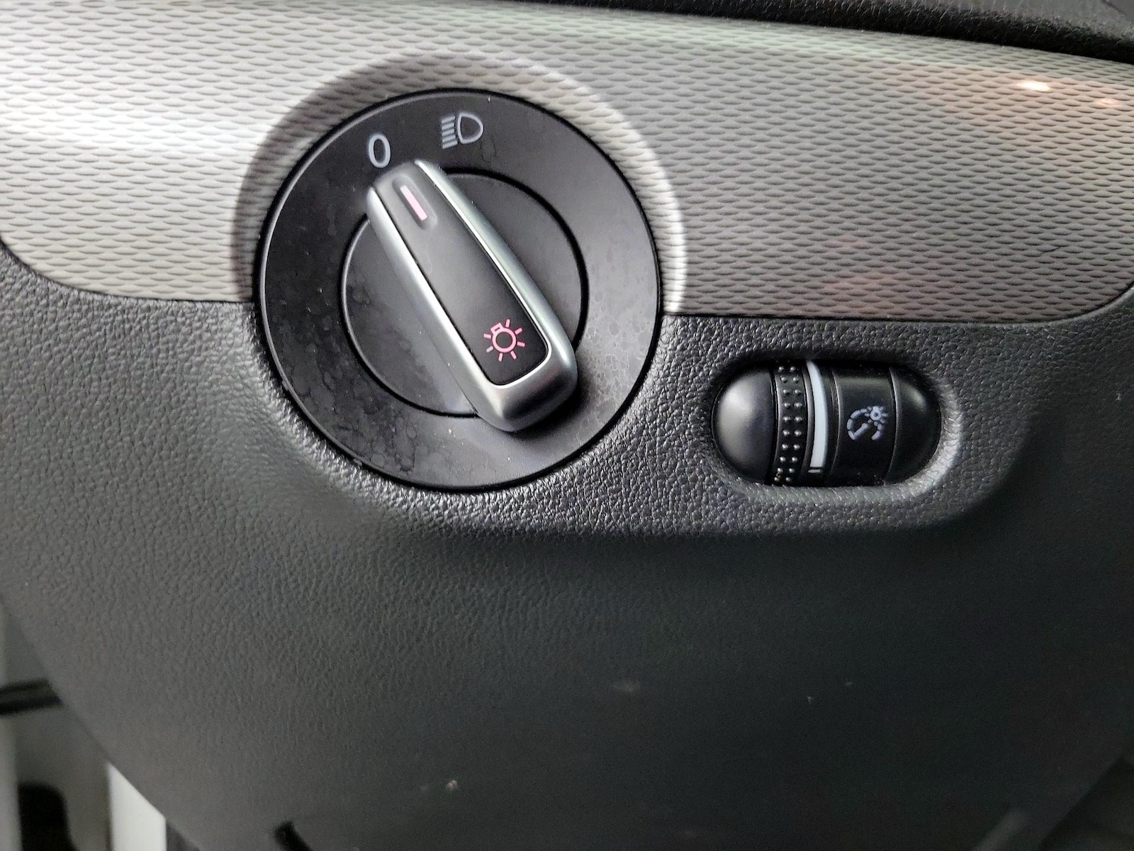 2017 Volkswagen Jetta SE - Photo 14