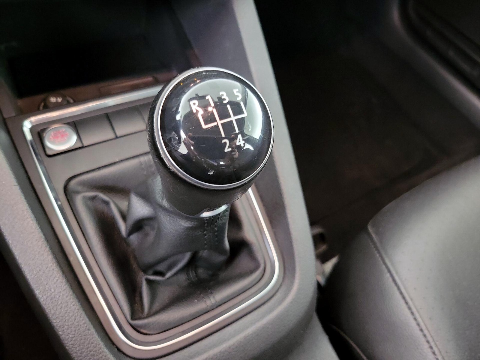 2017 Volkswagen Jetta SE - Photo 18