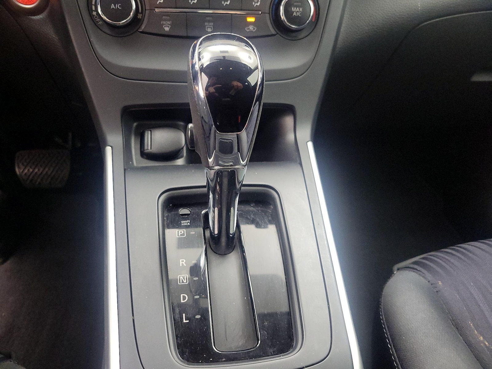 2017 Nissan Sentra SV - Photo 18