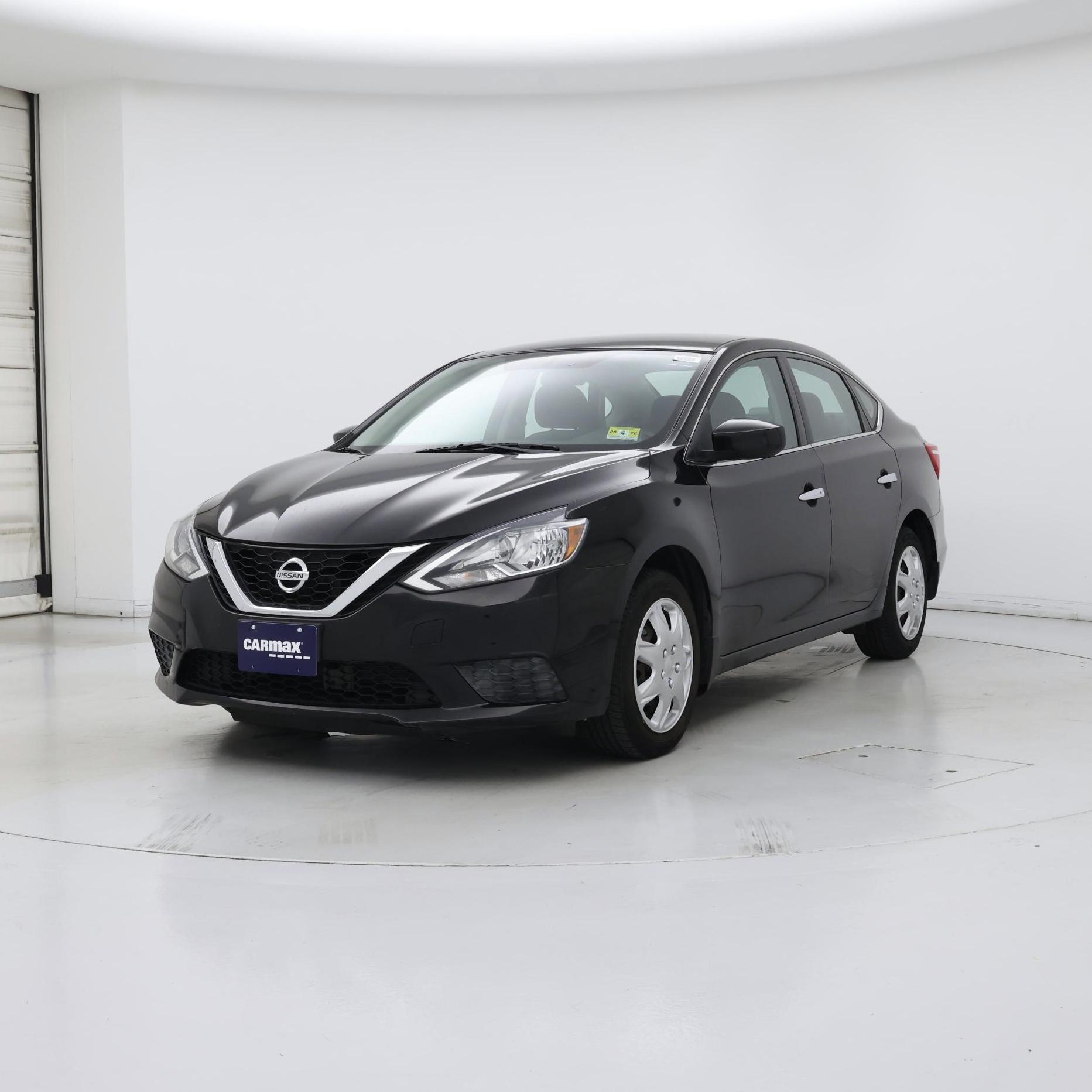 Thumbnail: 2017 Nissan Sentra - 4