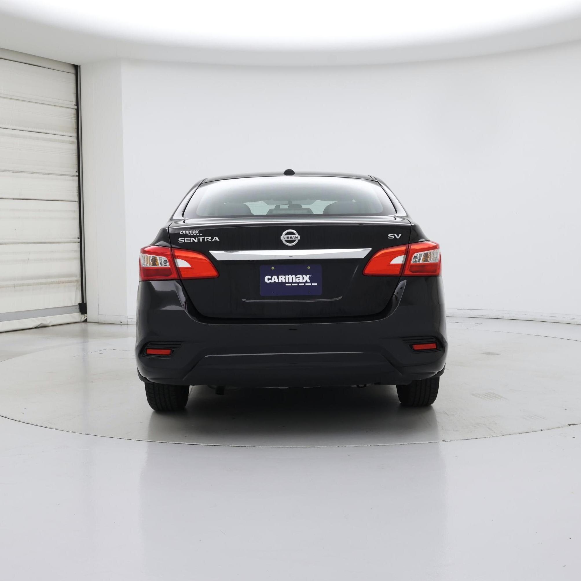 Thumbnail: 2017 Nissan Sentra - 6