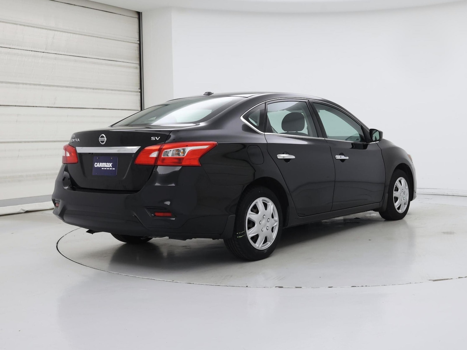 2017 Nissan Sentra SV - Photo 9