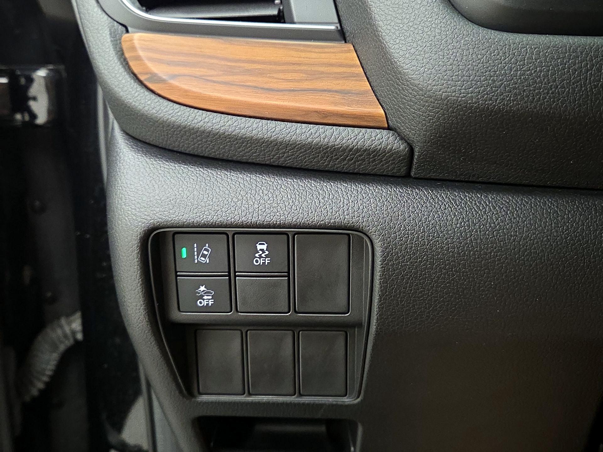 Thumbnail: 2018 Honda CR-V - 13