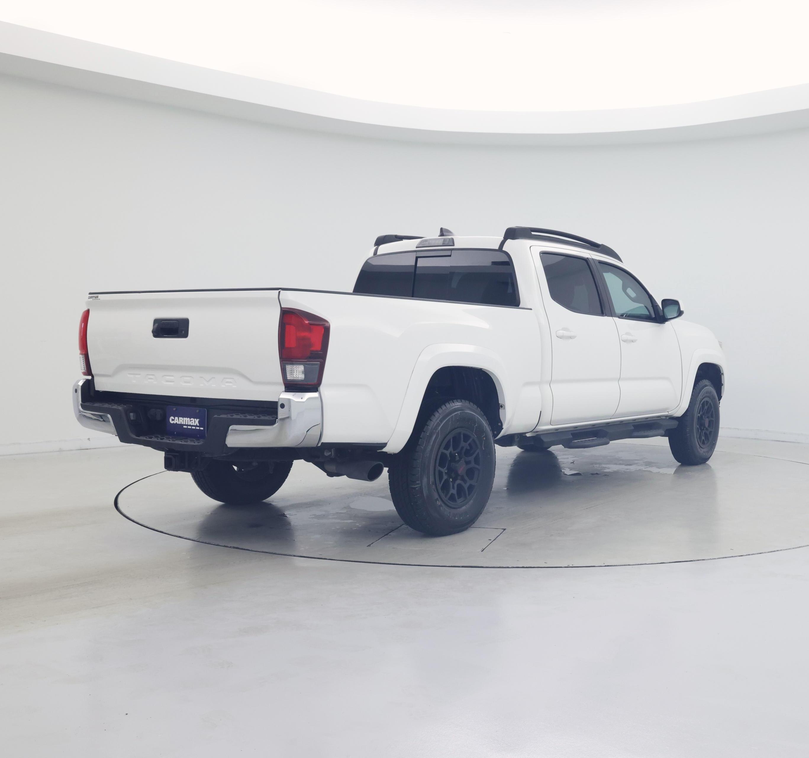 Thumbnail: 2021 Toyota Tacoma - 8