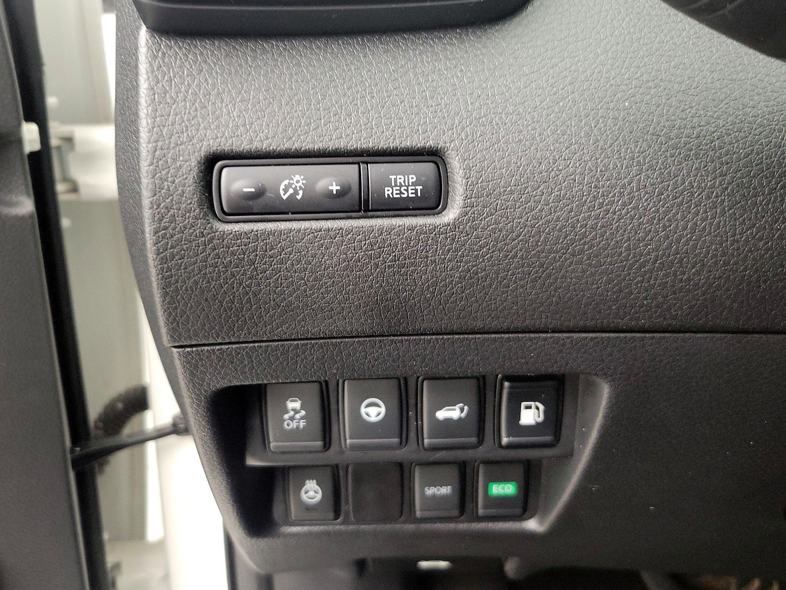 2019 Nissan Rogue SV - Photo 14