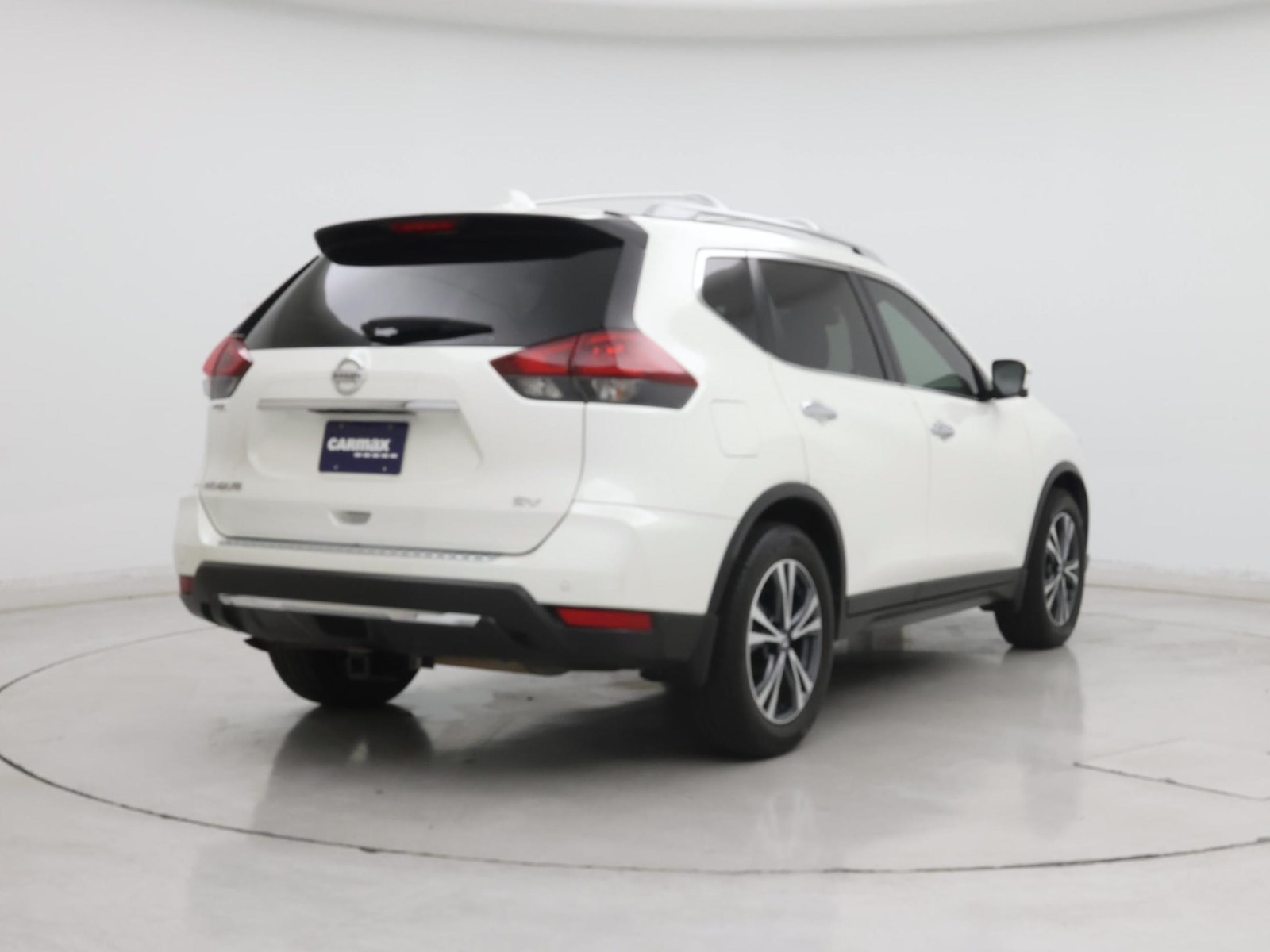 2019 Nissan Rogue SV - Photo 9