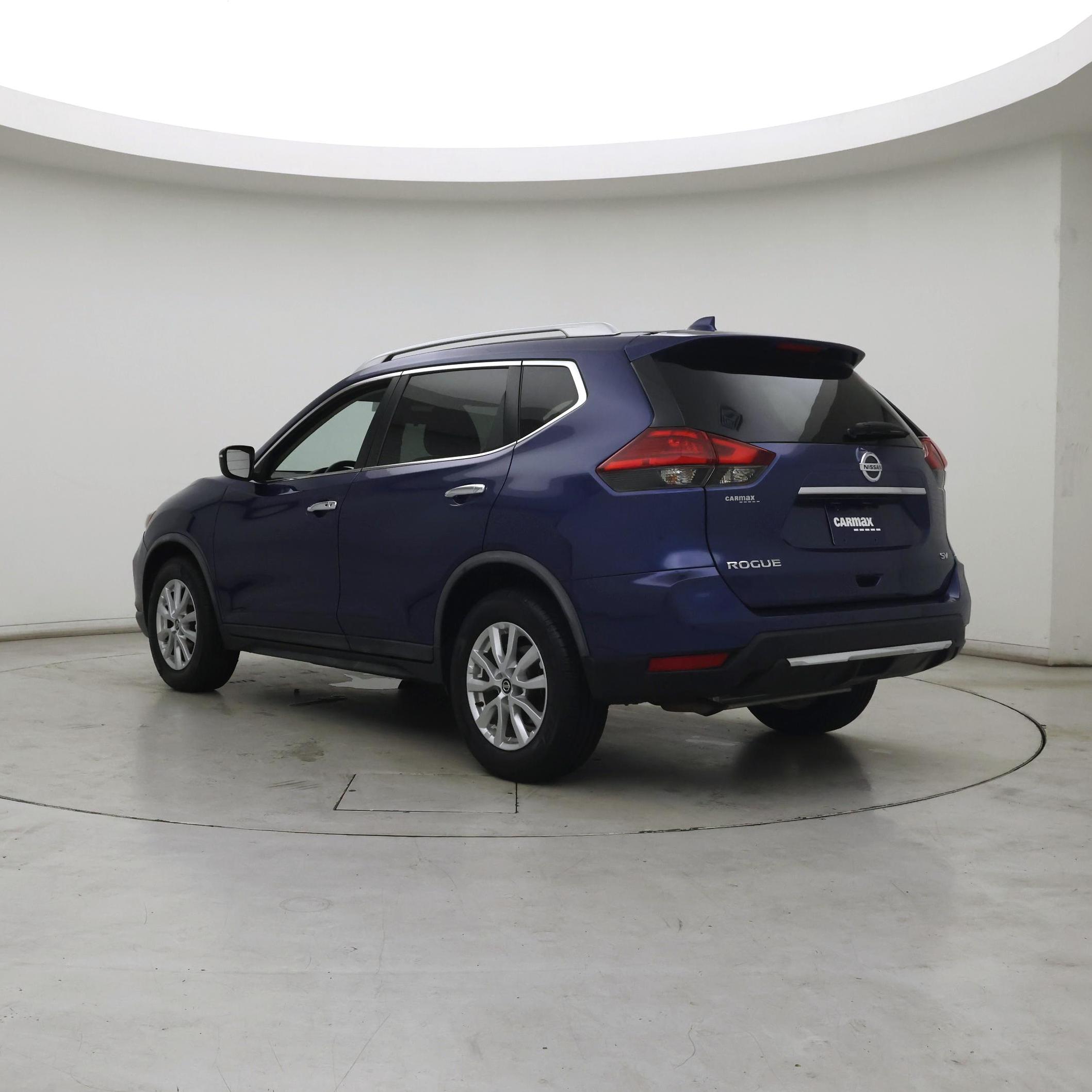 Thumbnail: 2017 Nissan Rogue - 2