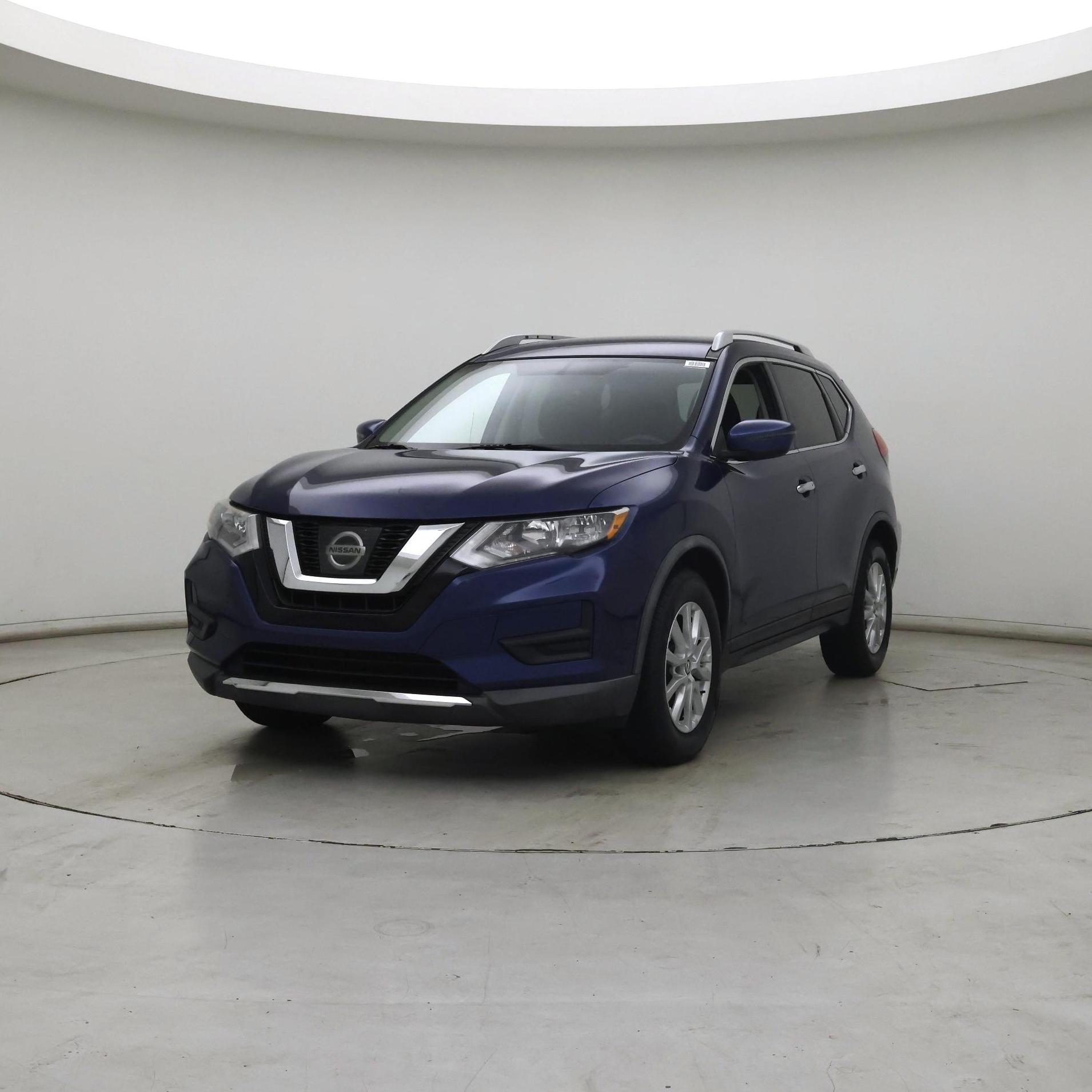 Thumbnail: 2017 Nissan Rogue - 4