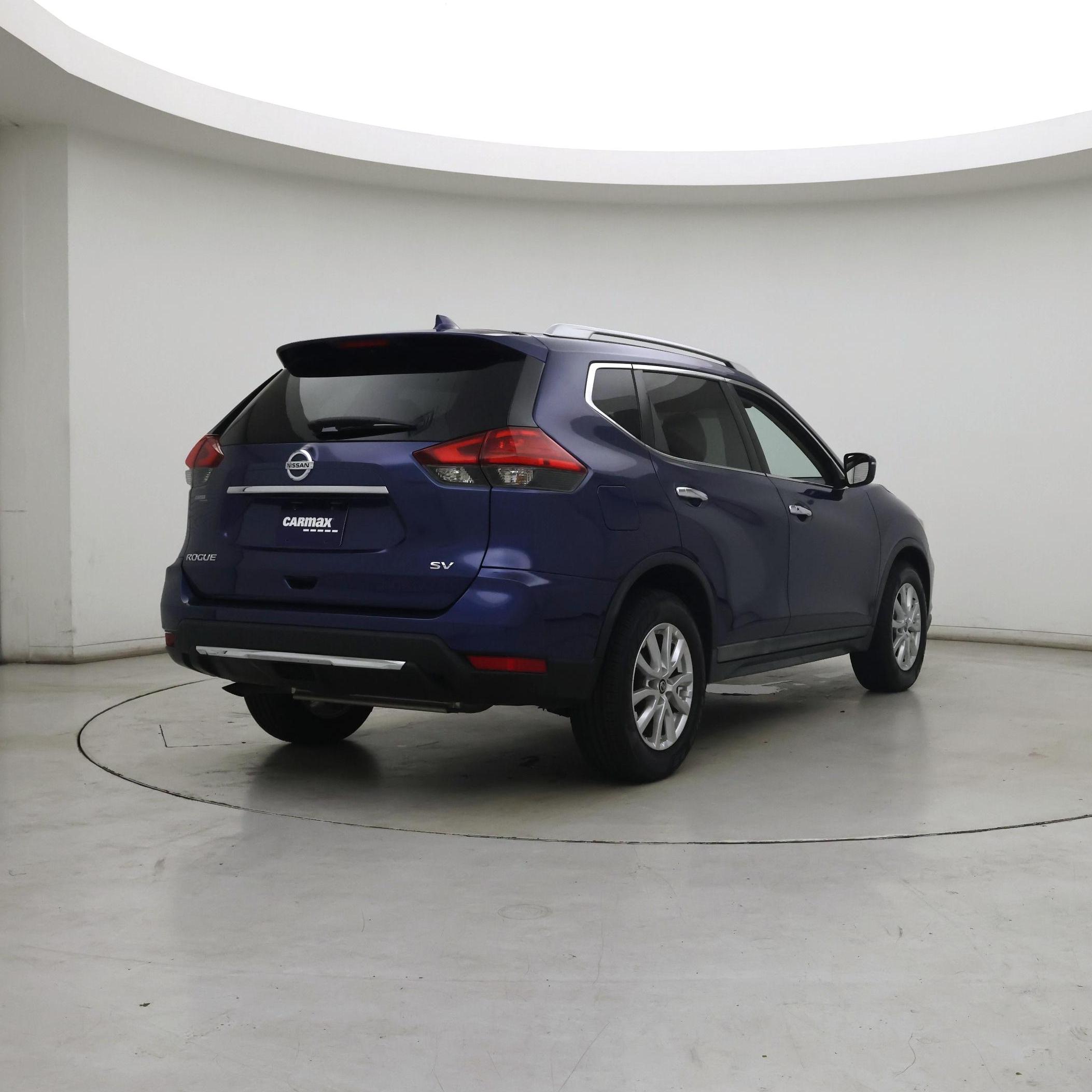 Thumbnail: 2017 Nissan Rogue - 8