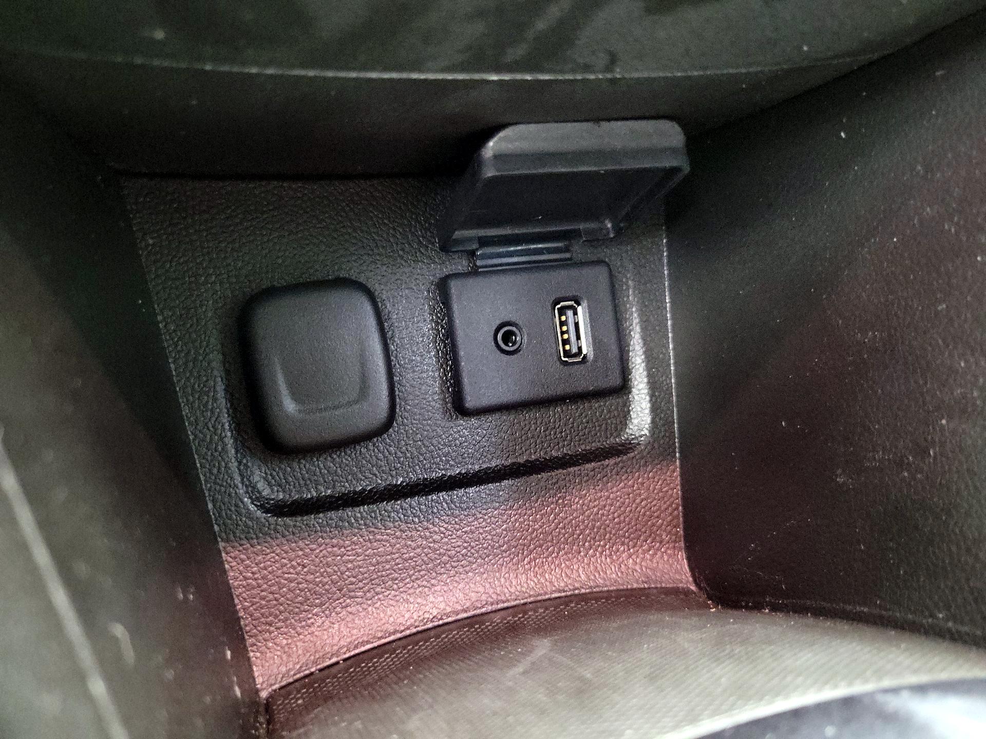 Thumbnail: 2016 Buick Encore - 18