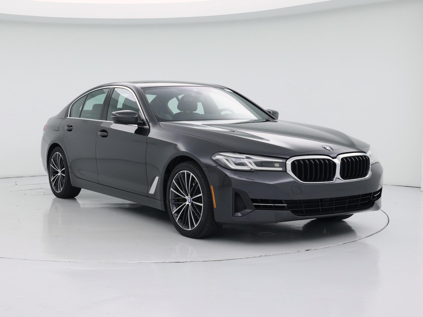 2021 BMW 5 Series 540i - Photo 2