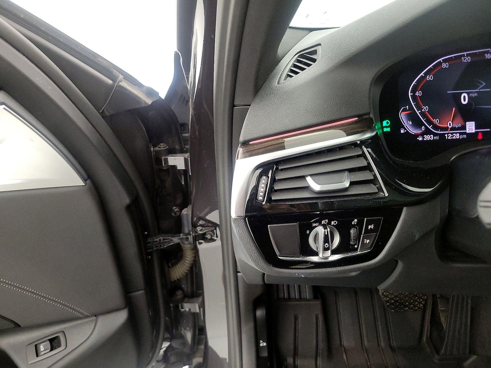 2021 BMW 5 Series 540i - Photo 14