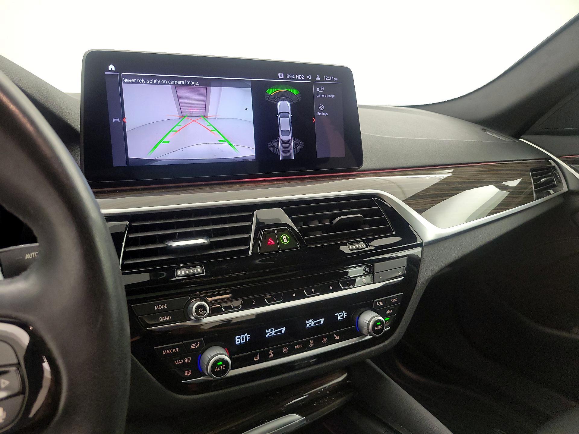 Thumbnail: 2021 BMW 5 Series - 15